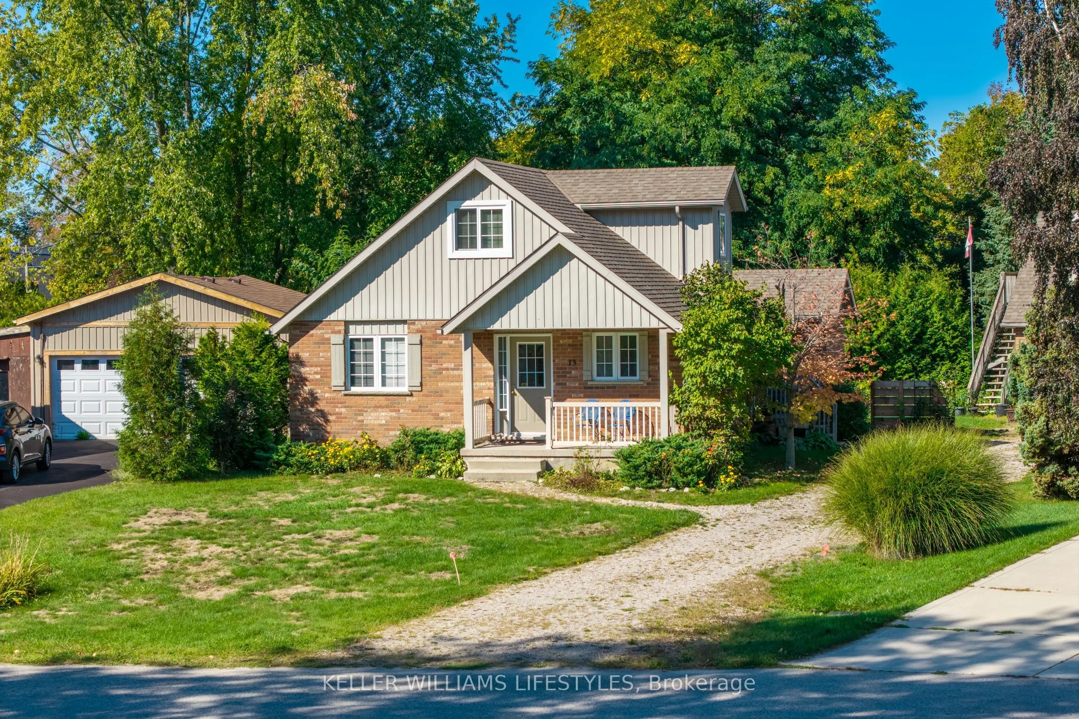 13 Ducharme Crescent