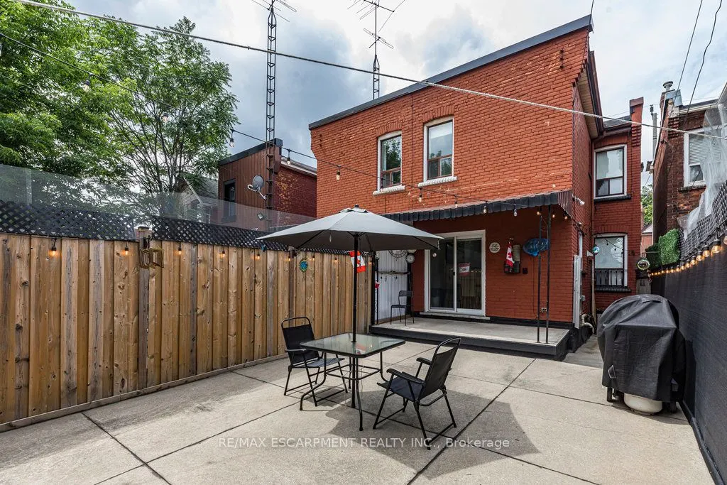 52 Clyde Street