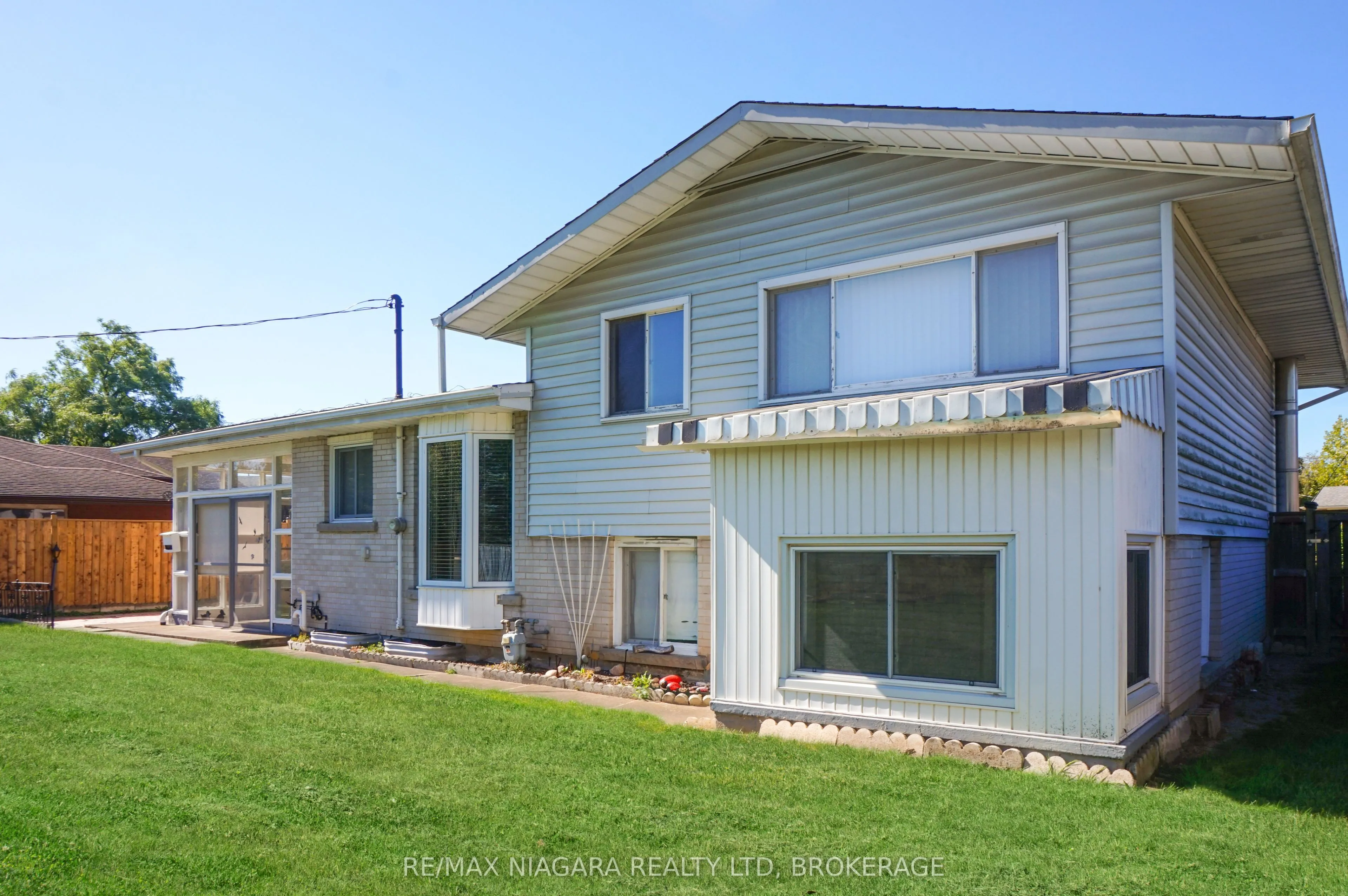 8824 Champlain Drive