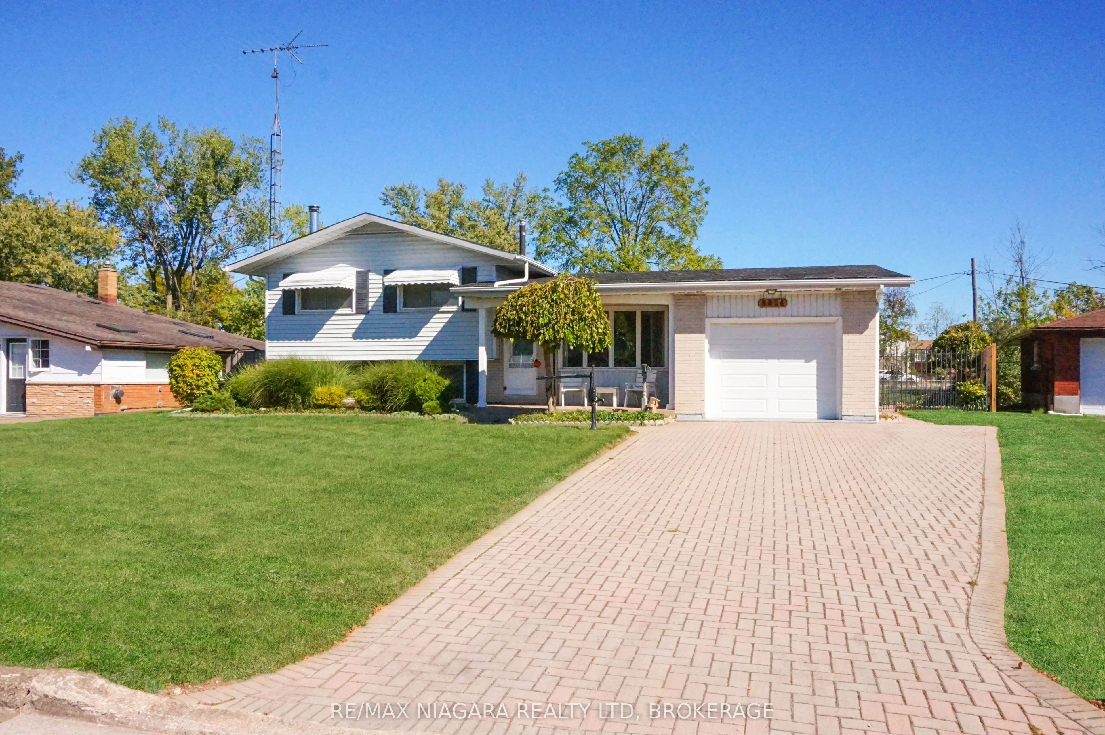 8824 Champlain Drive