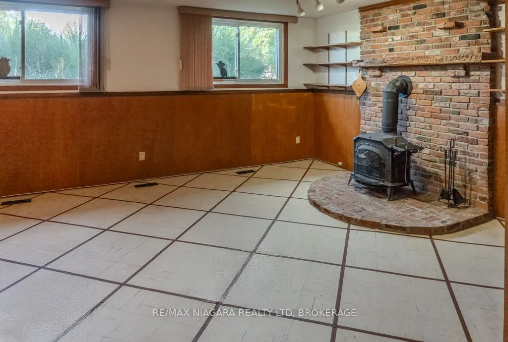 8824 Champlain Drive