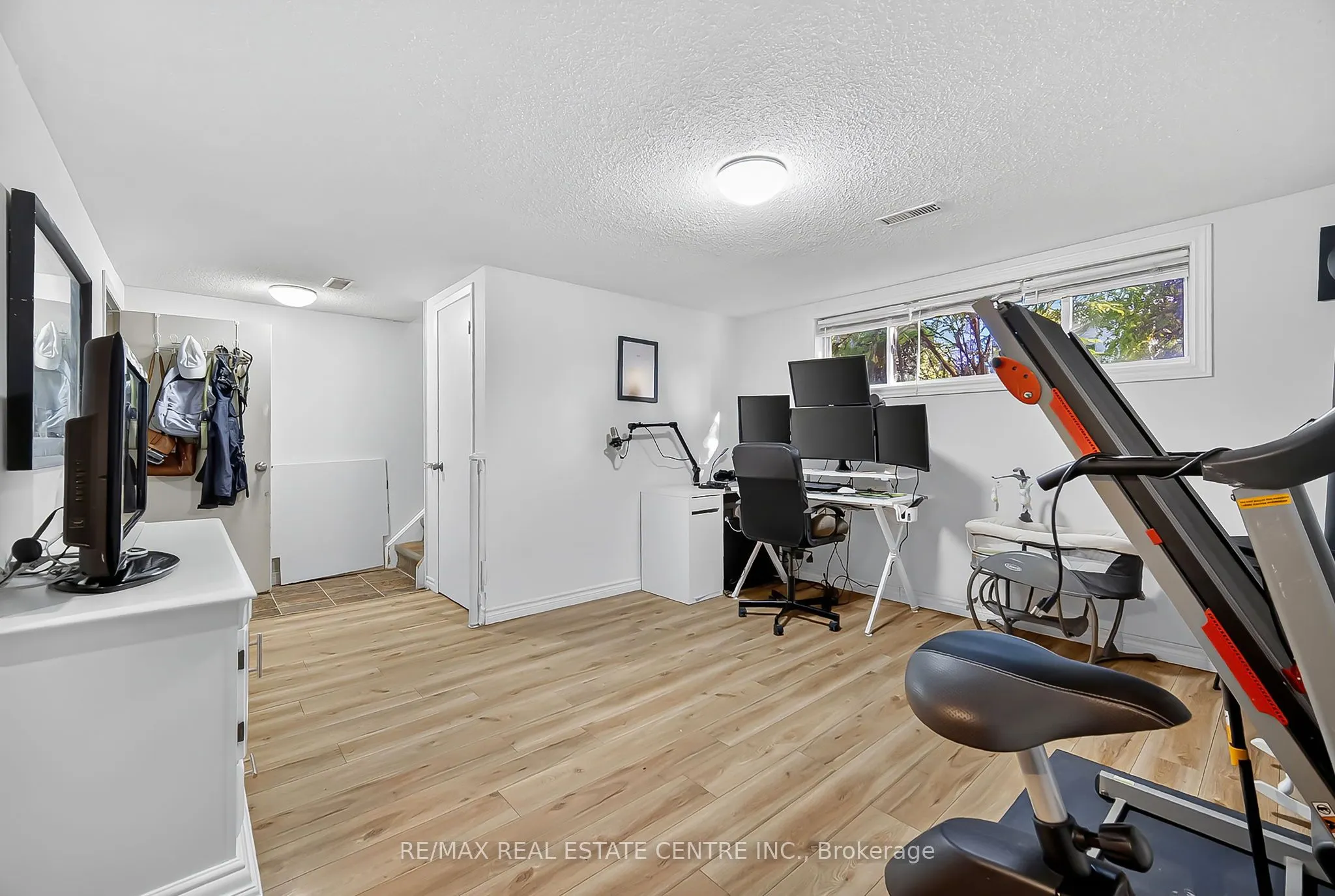 1131 Pearson Drive