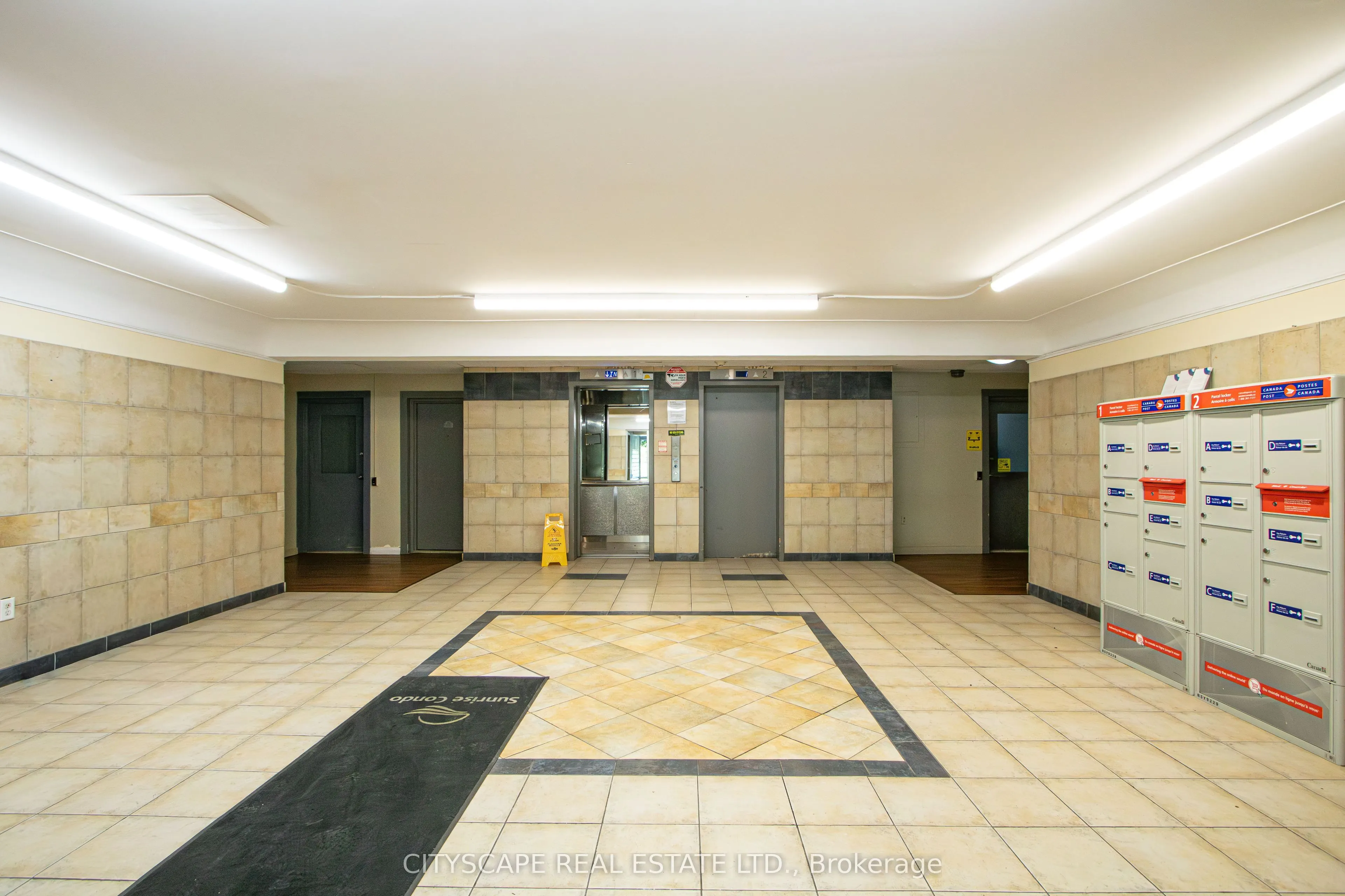 573 Mornington Avenue, #1008