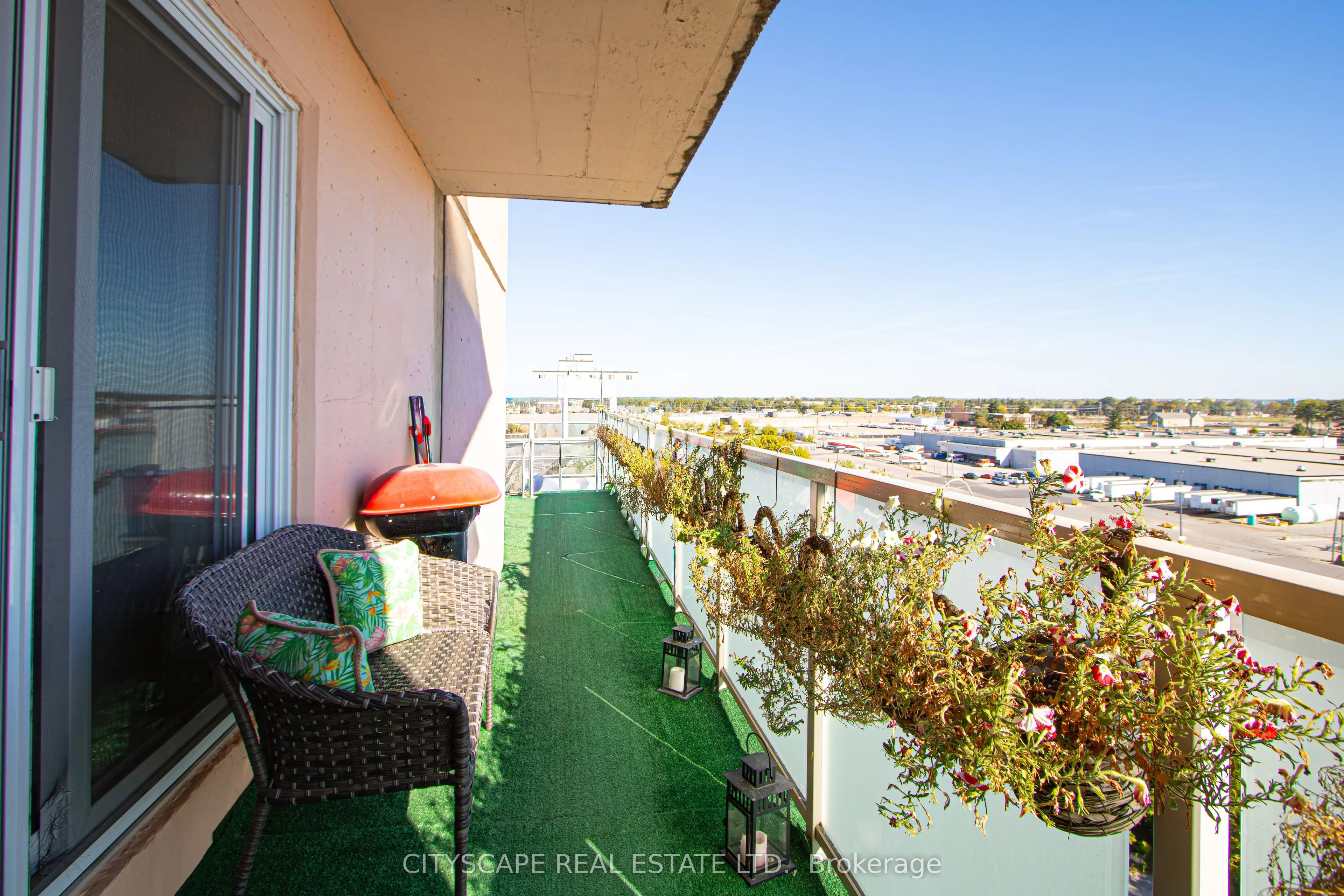 573 Mornington Avenue, #1008
