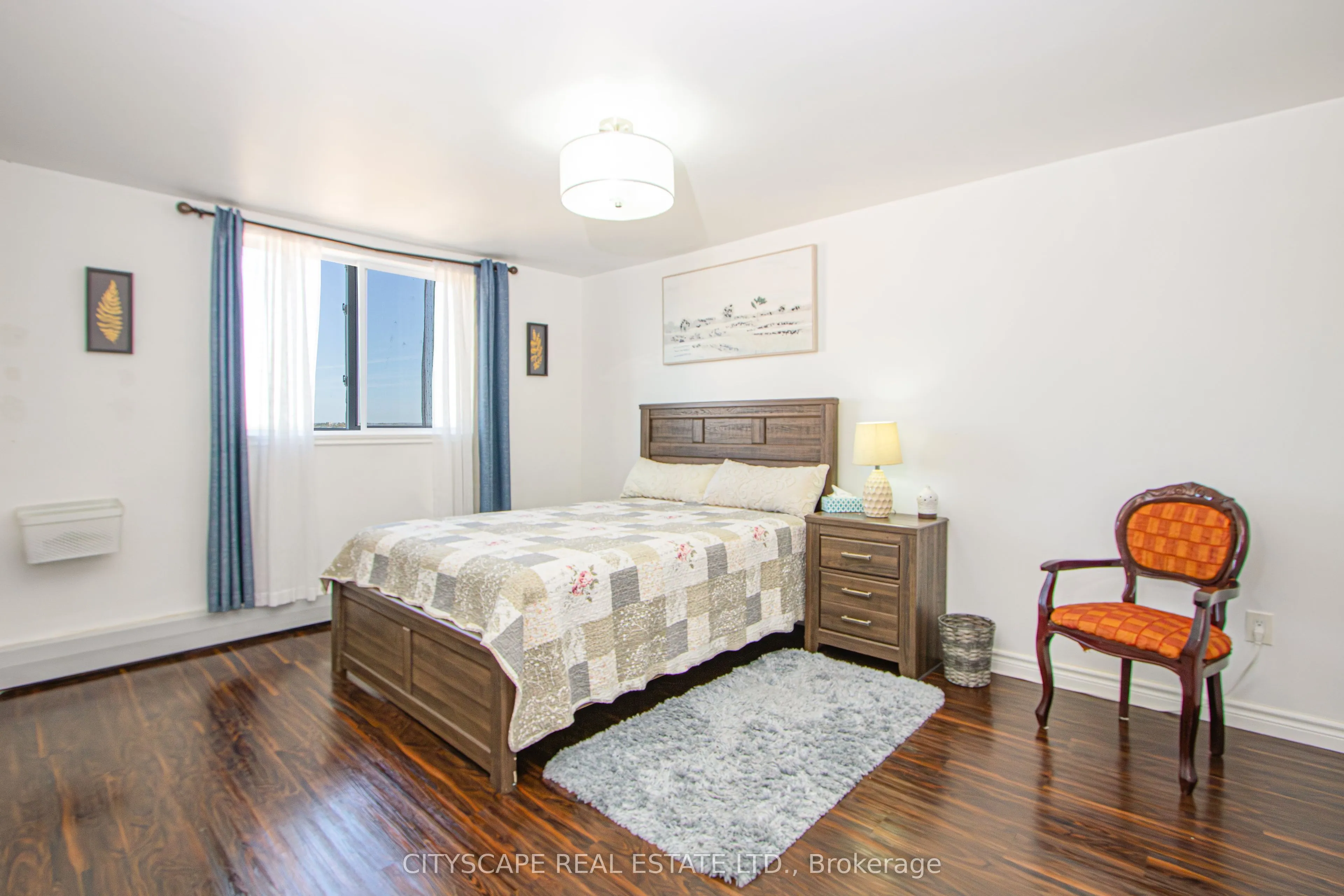 573 Mornington Avenue, #1008