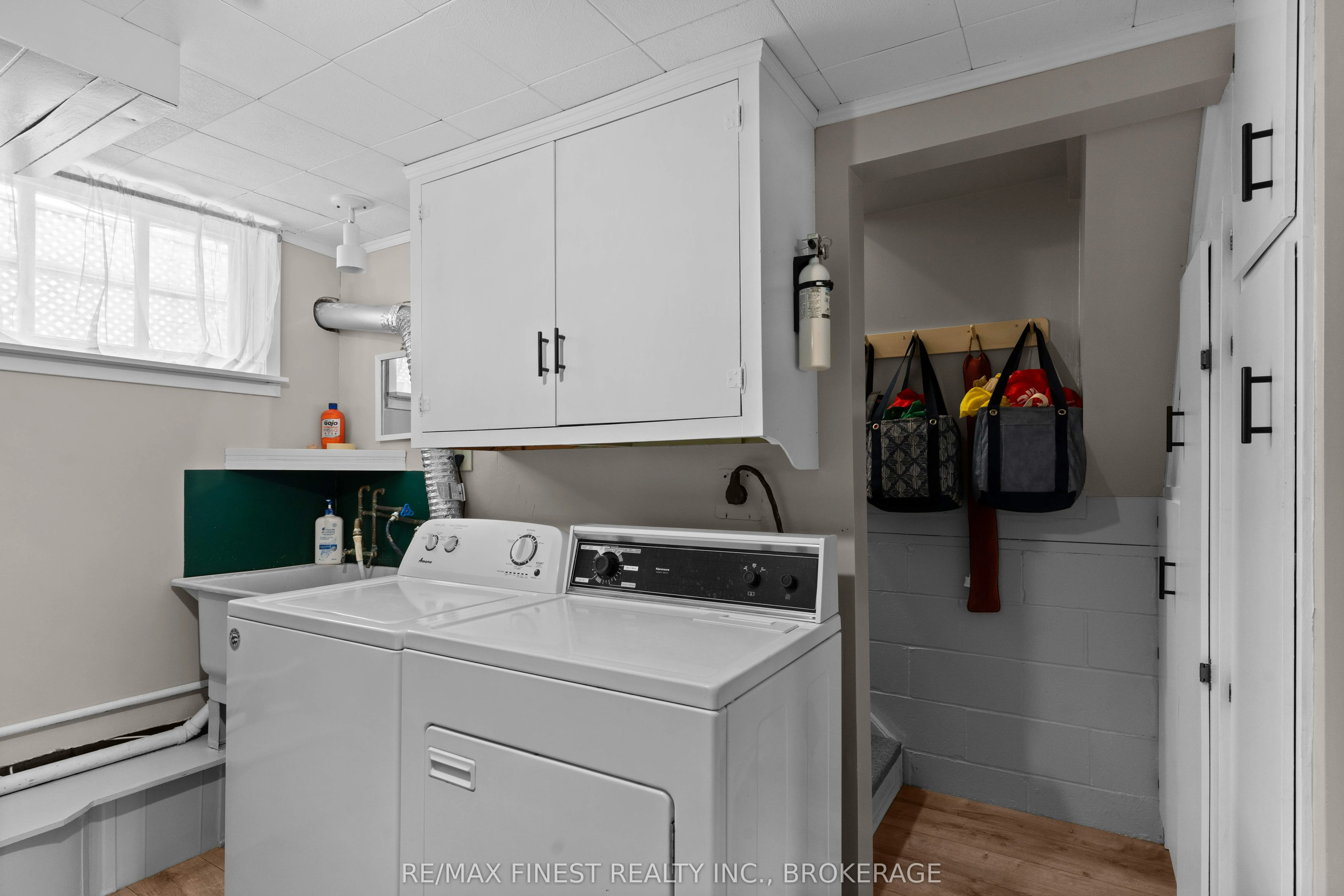 15 Edgewood Drive