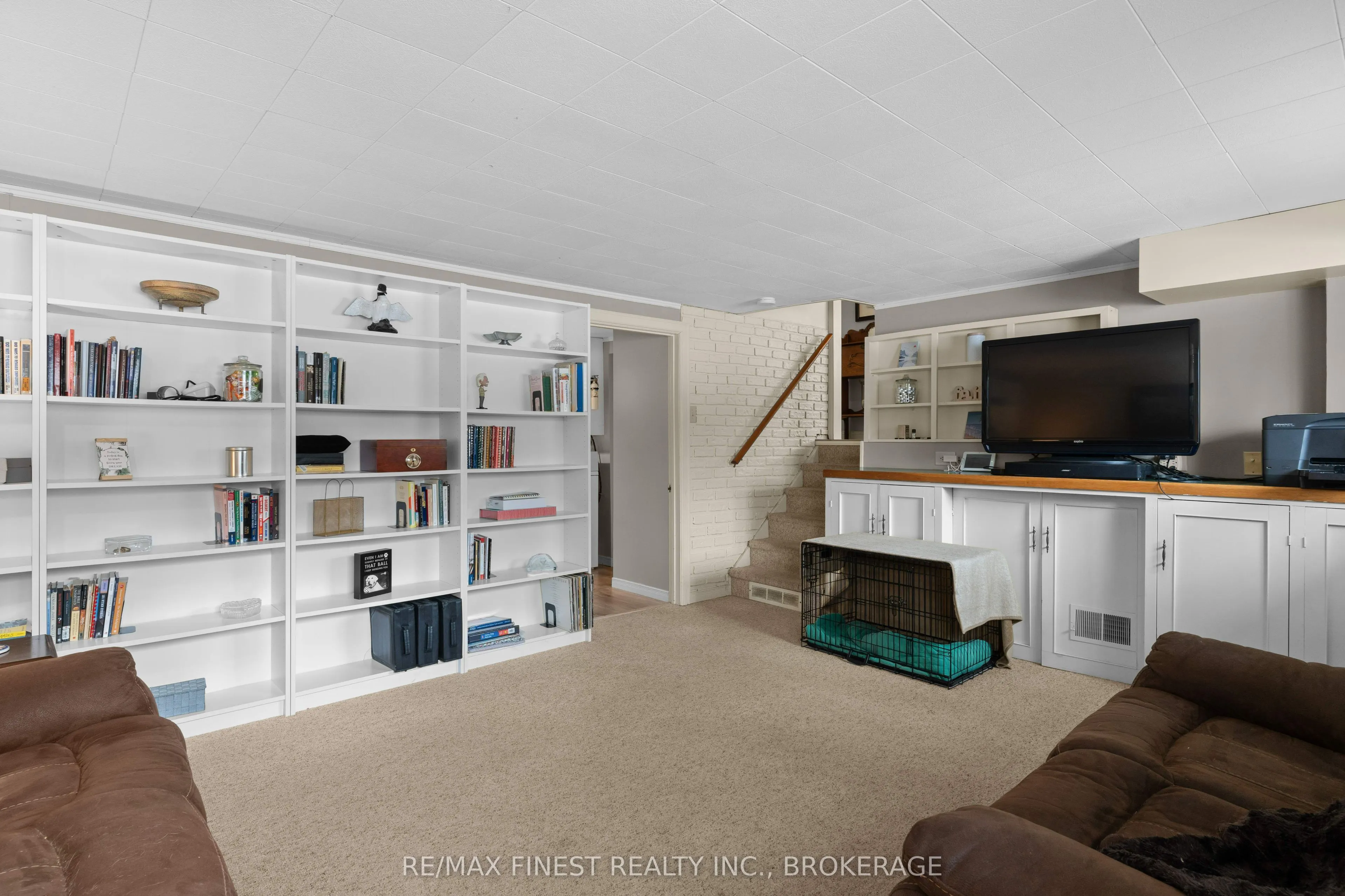 15 Edgewood Drive