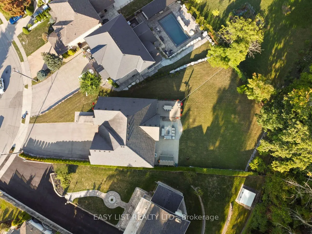 82 Margaret Avenue