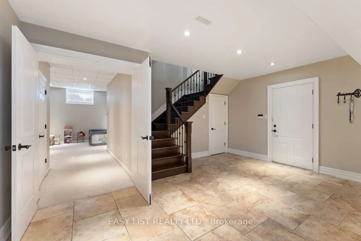 82 Margaret Avenue
