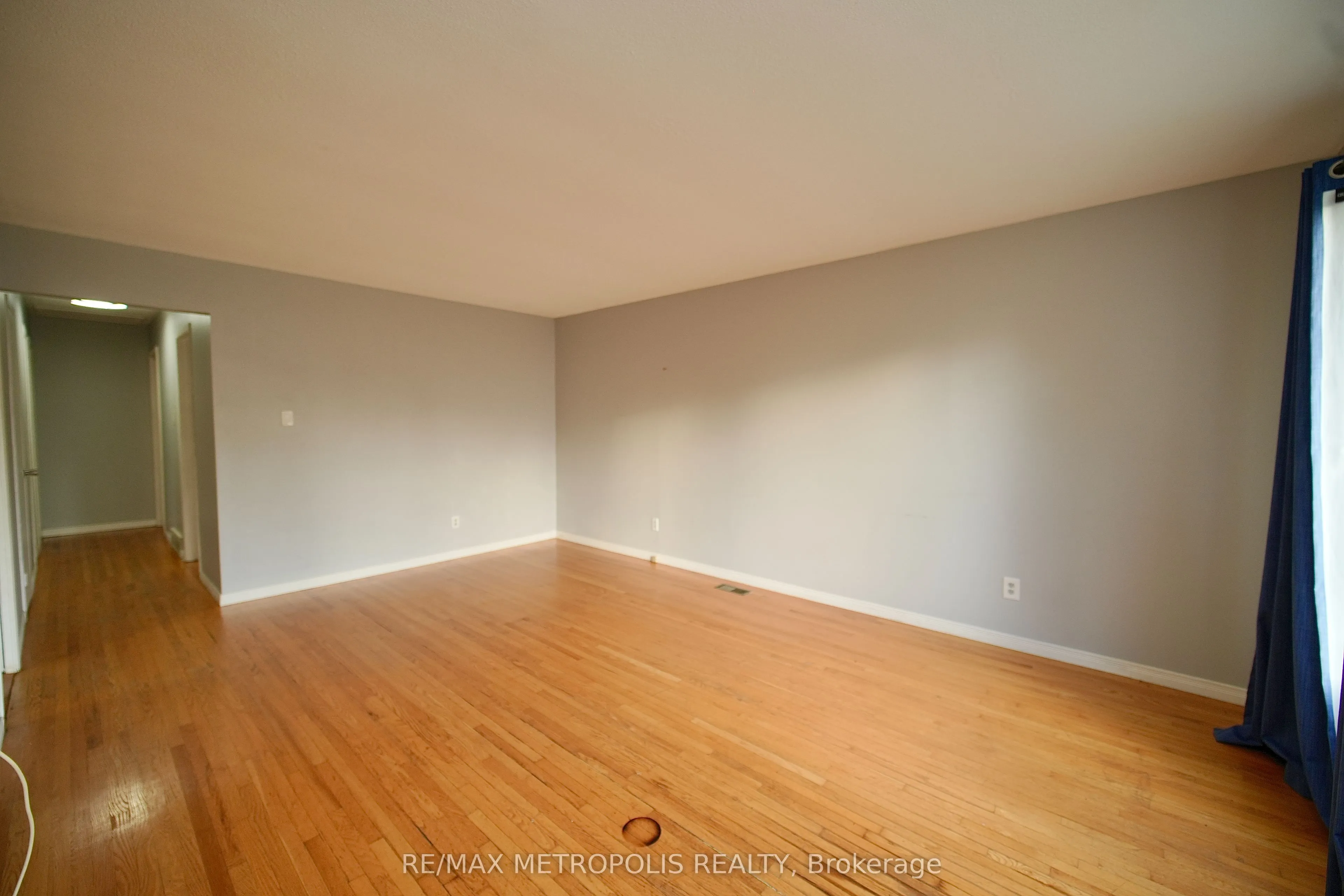 176 Culver Crescent, #Main Fl
