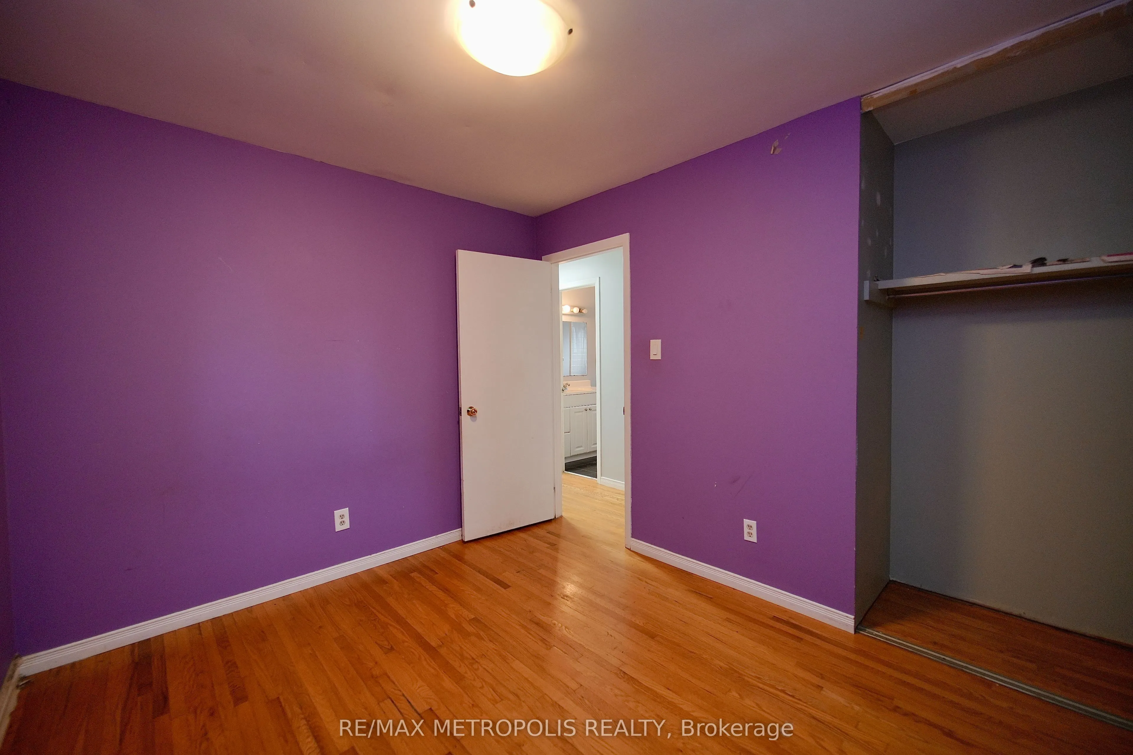 176 Culver Crescent, #Main Fl