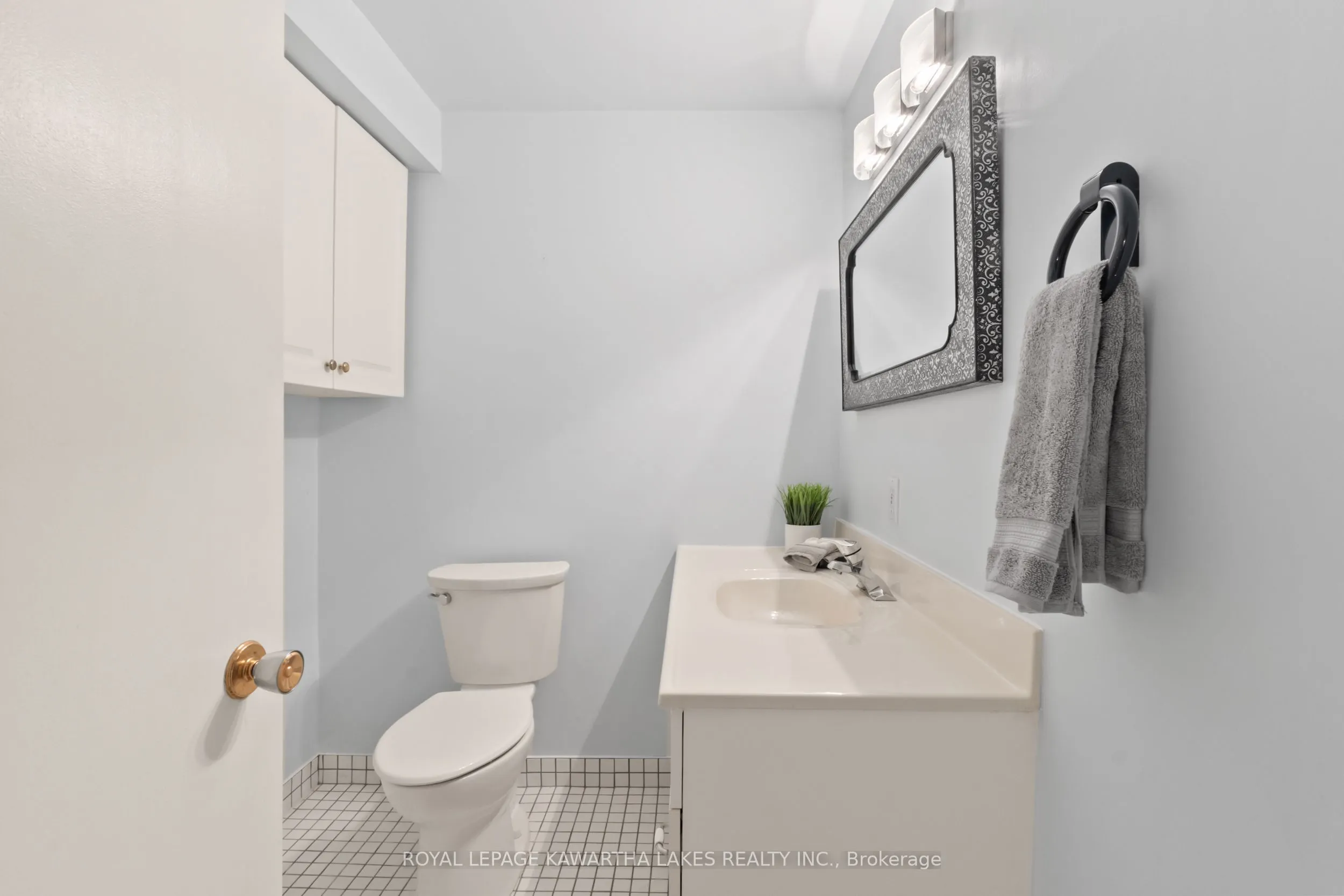 195 Elgin Street W