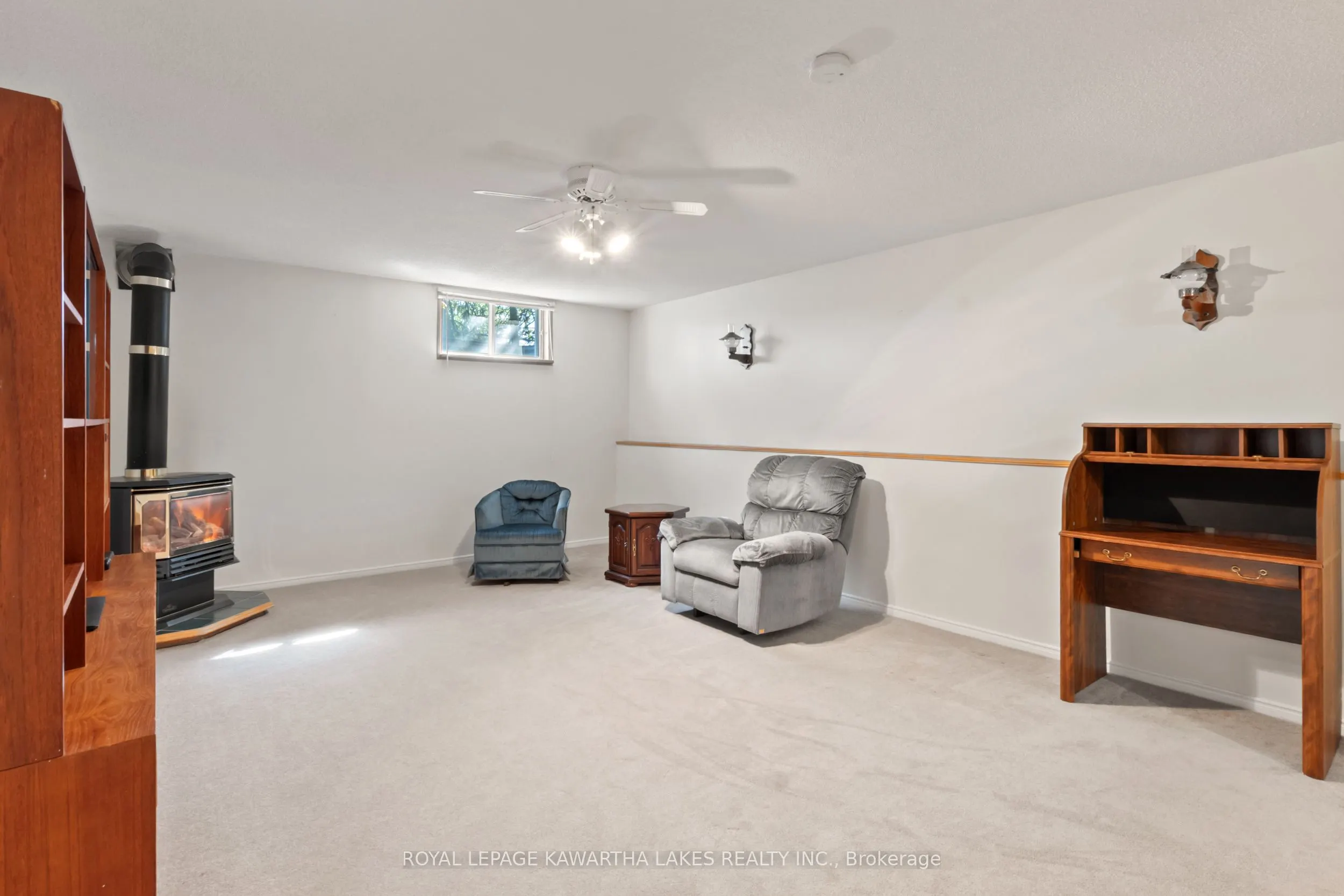 195 Elgin Street W