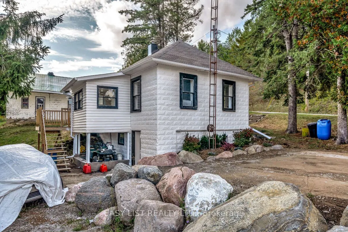 622 Drum Road, #A and B