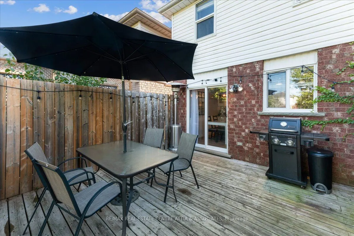 17 Starview Crescent