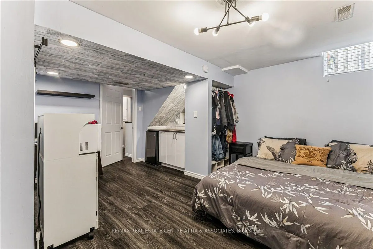 17 Starview Crescent