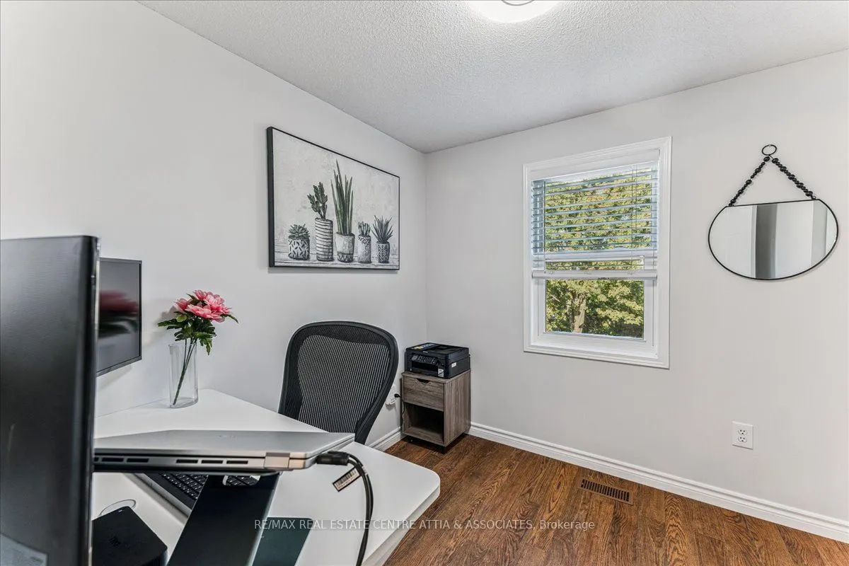 17 Starview Crescent