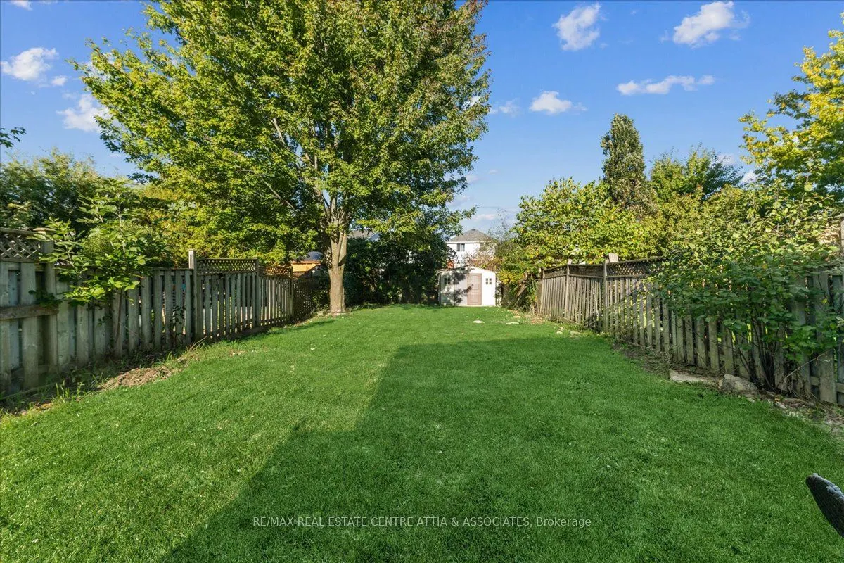 17 Starview Crescent