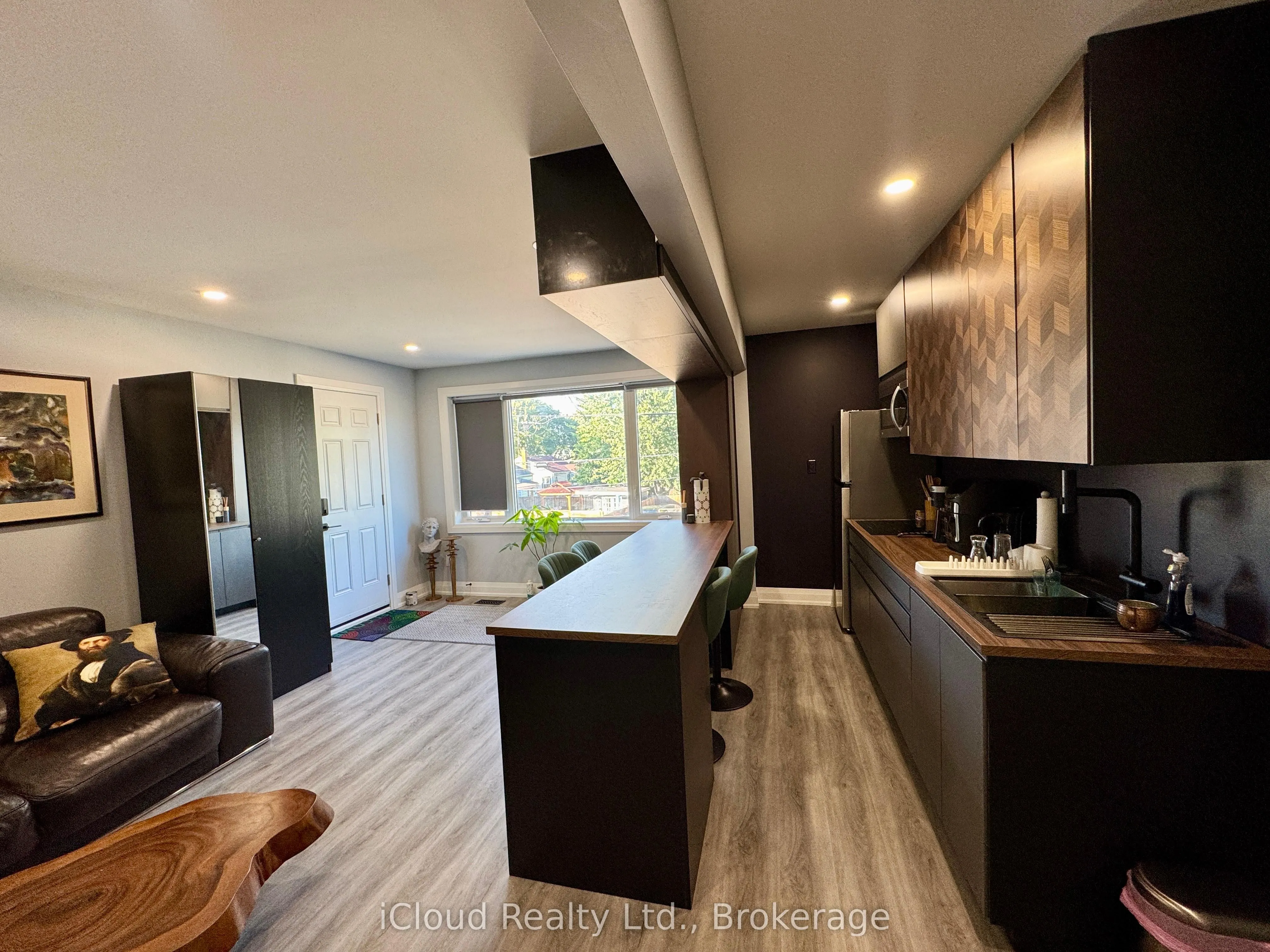 78 Melvin Avenue, #A