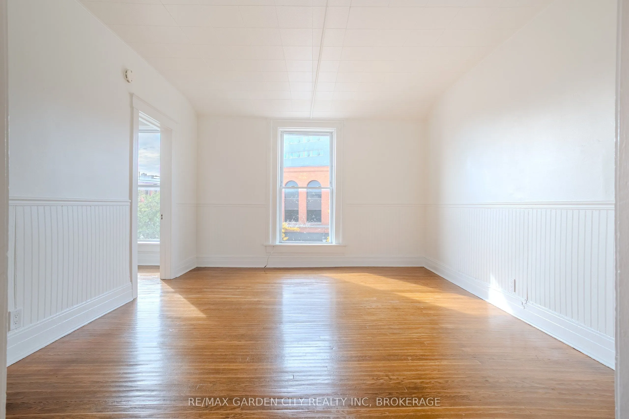 22 St. Paul Street, #3
