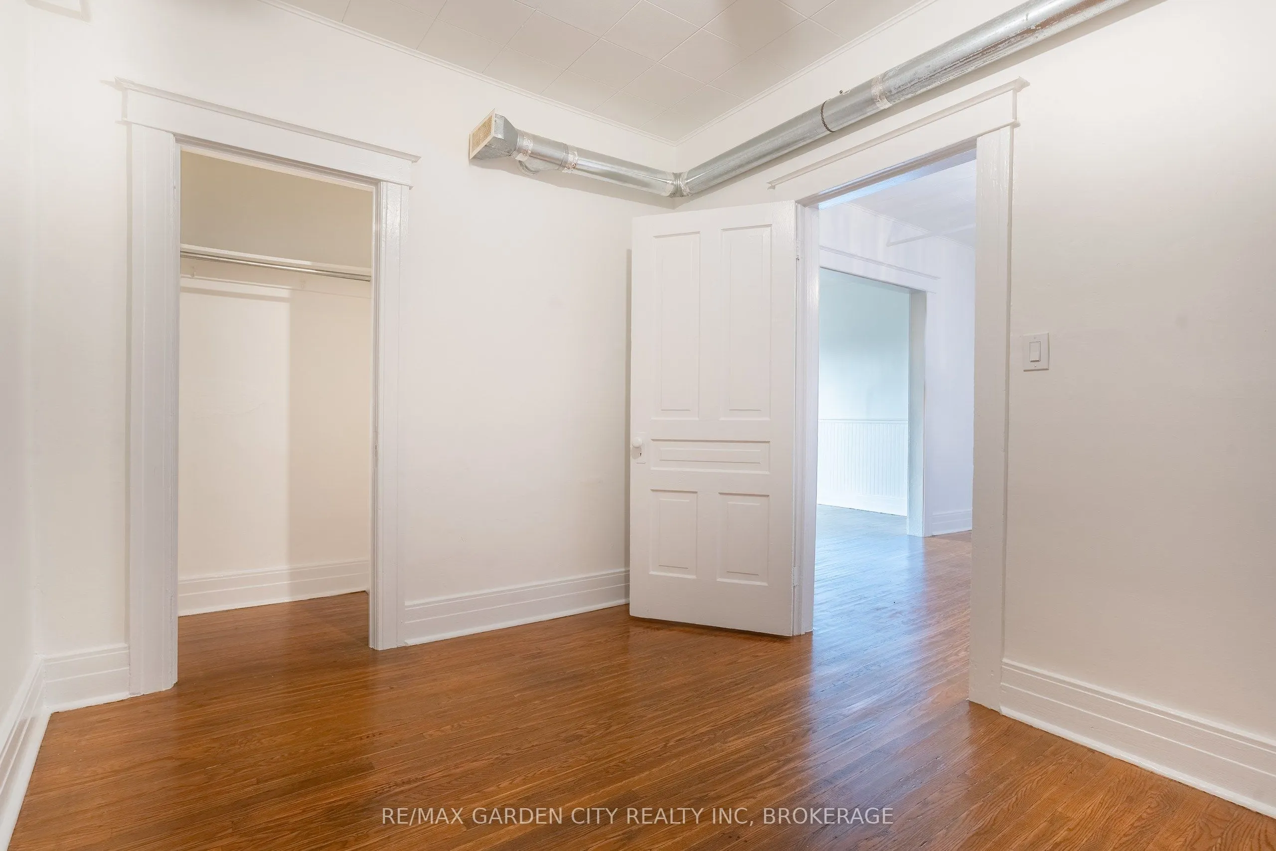 22 St. Paul Street, #3