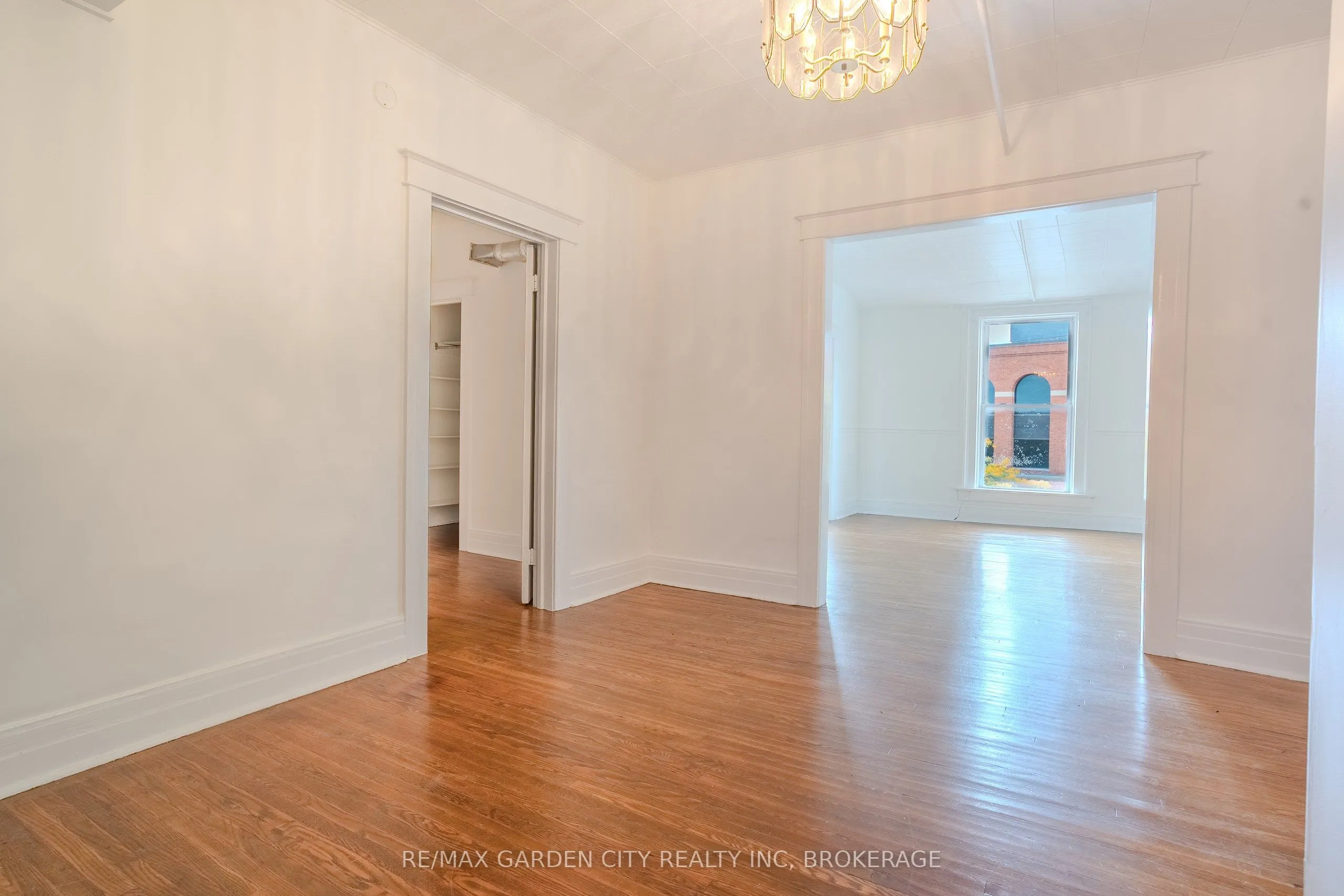 22 St. Paul Street, #3
