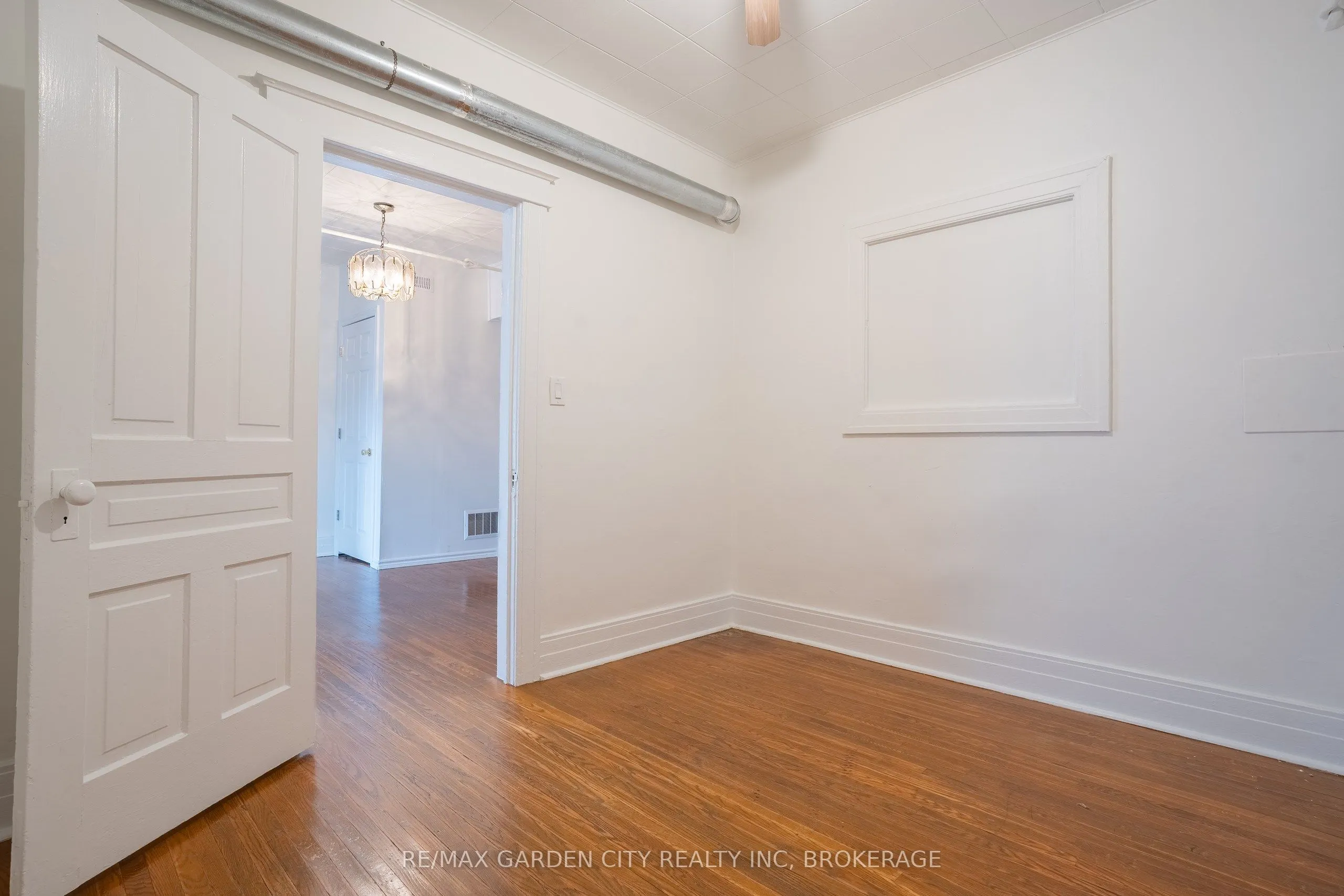 22 St. Paul Street, #3