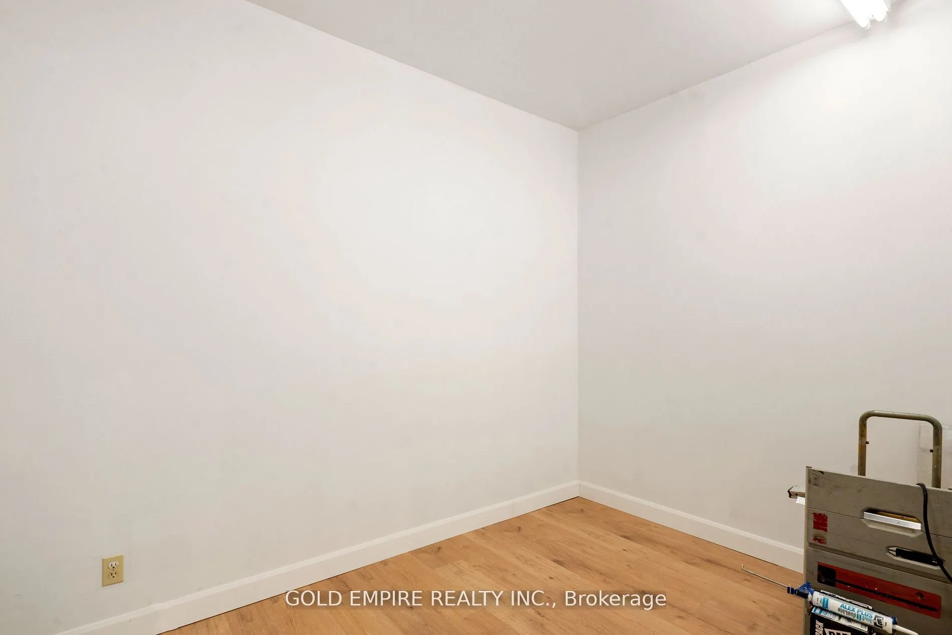 260 Burwell Street