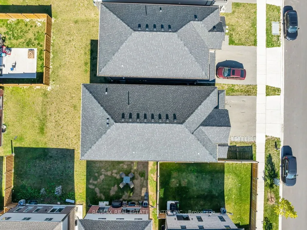 640 Florencedale Crescent