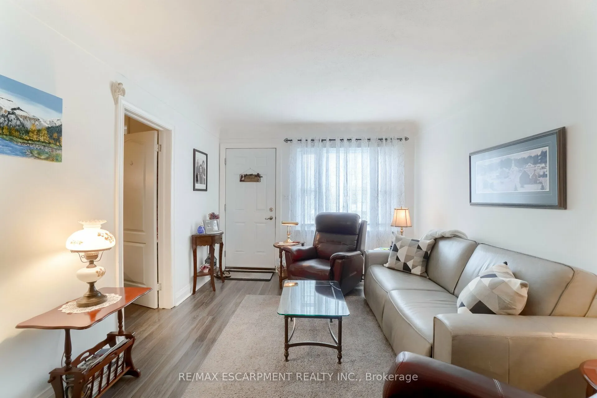 160 WELLAND Avenue