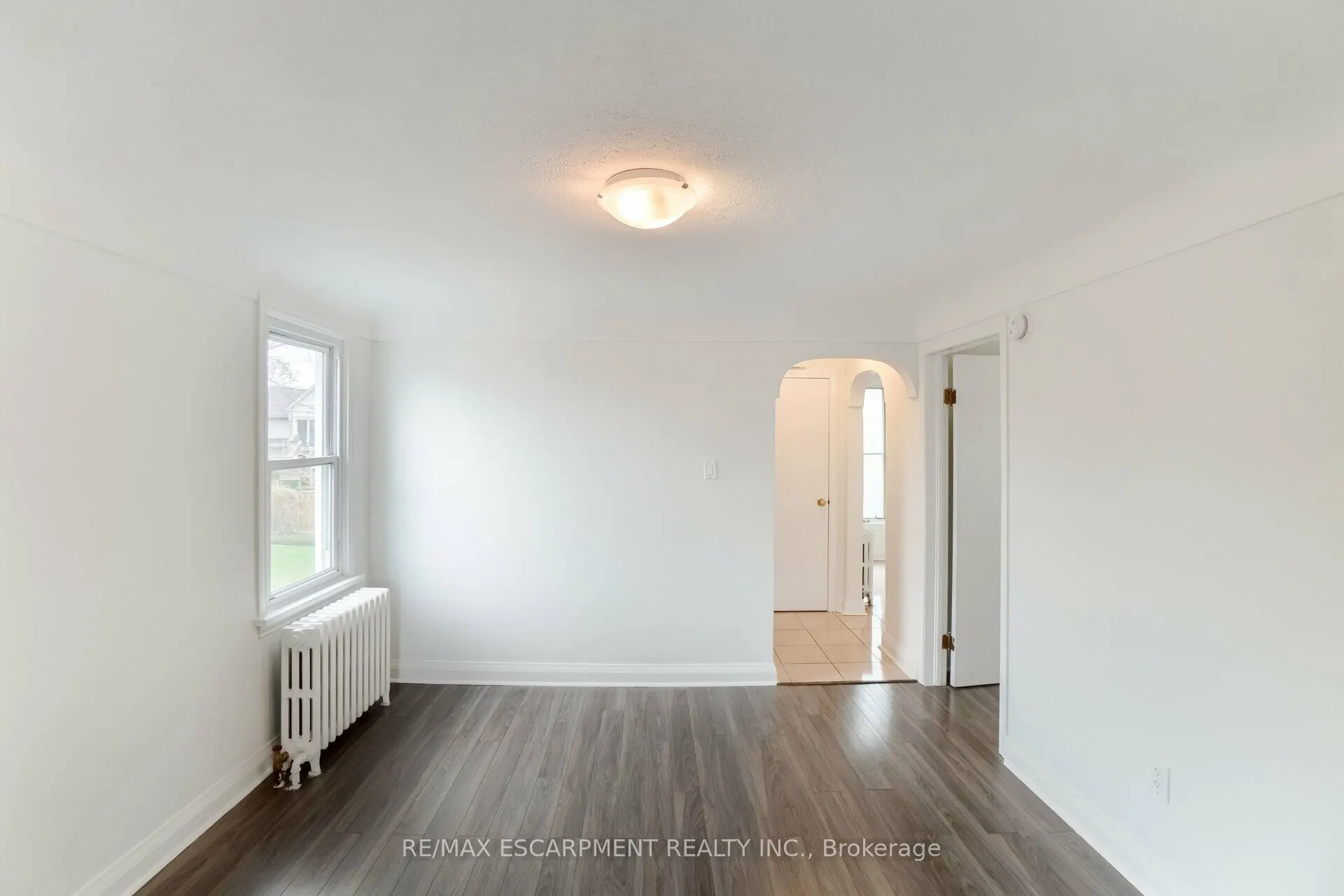 160 WELLAND Avenue
