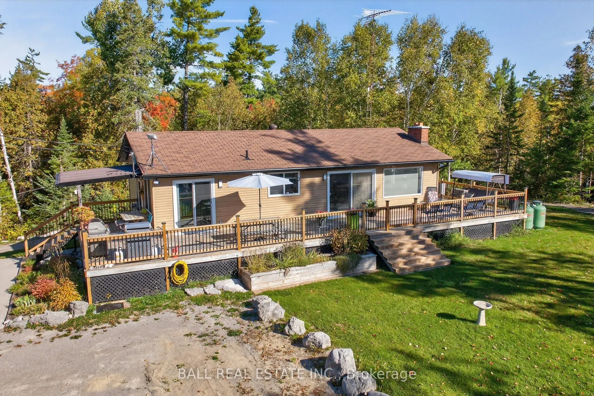 1352 County Rd 49 Road