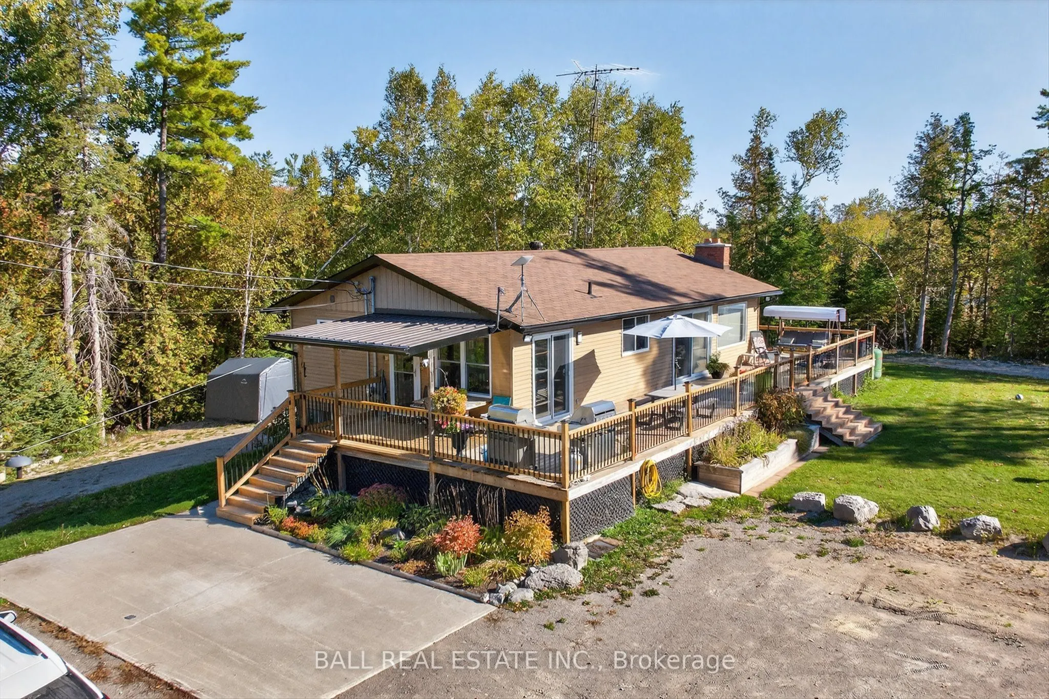 1352 County Rd 49 Road