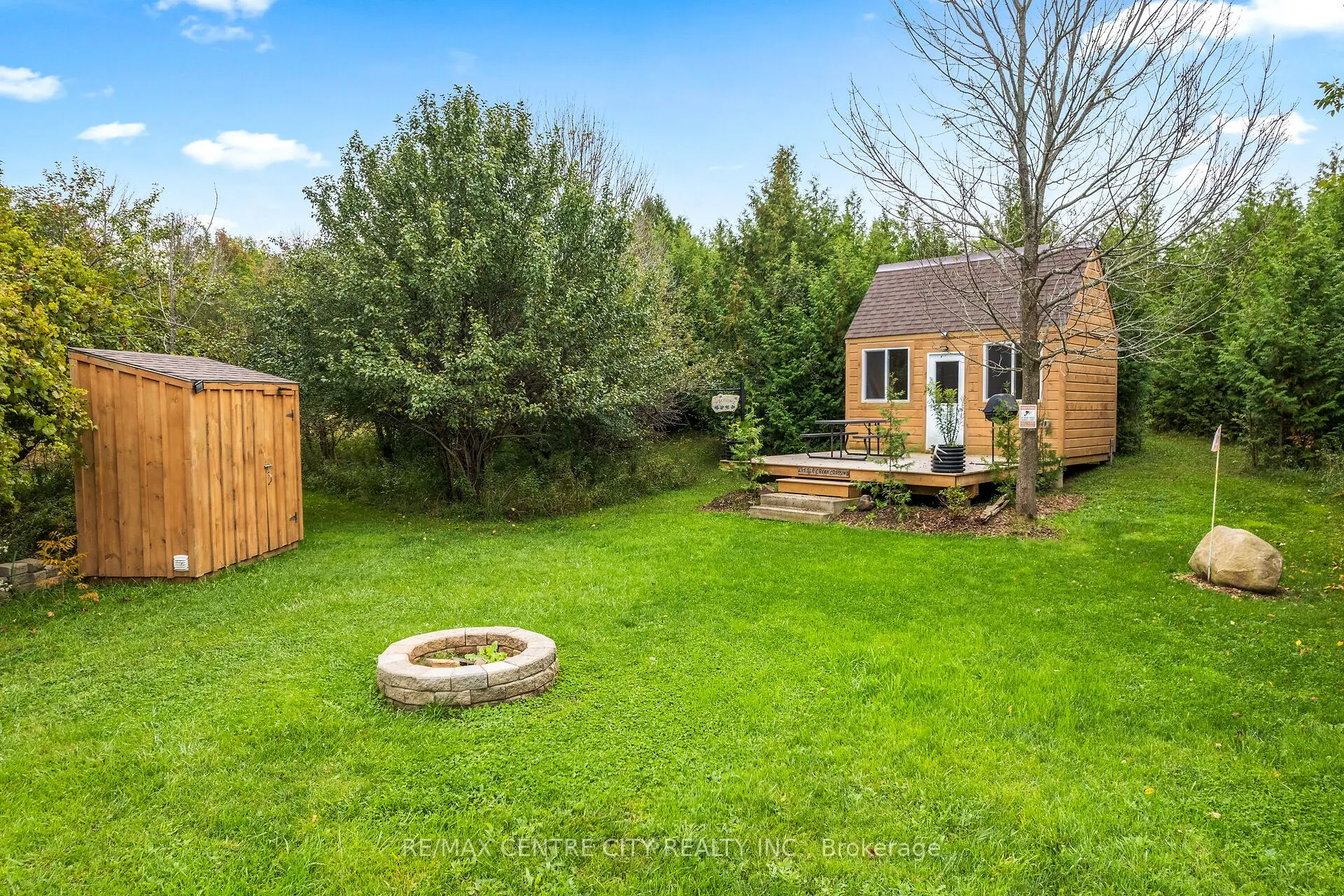 1041 Bruce Road 23