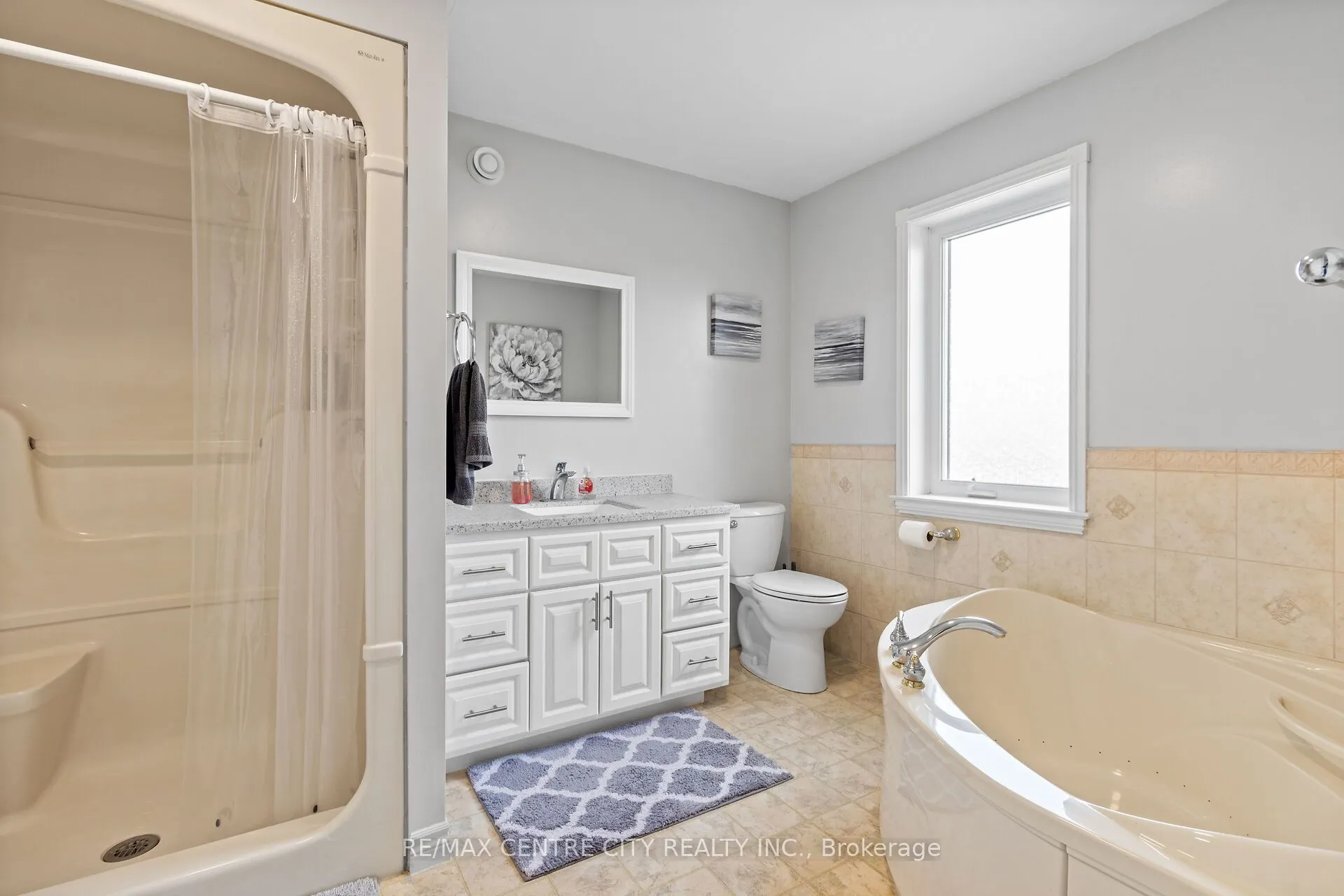 1041 Bruce Road 23