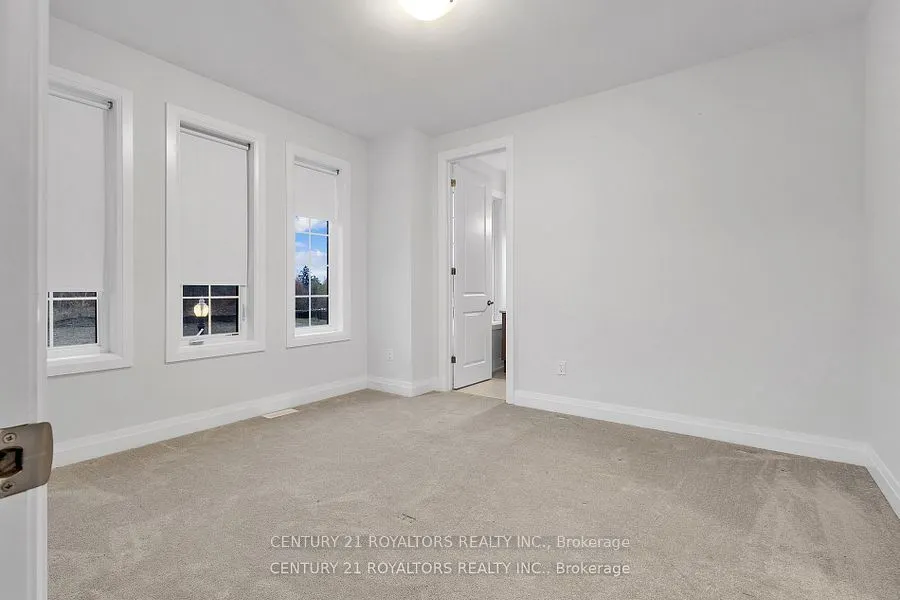 1287 Upper Thames Drive
