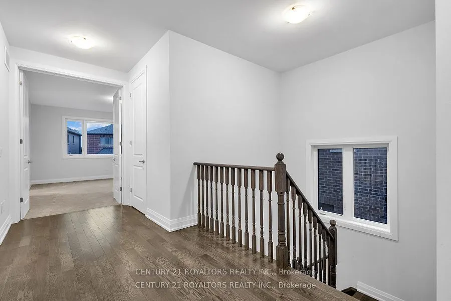 1287 Upper Thames Drive