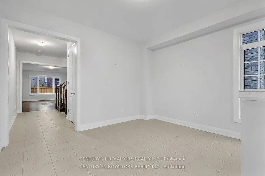 1287 Upper Thames Drive