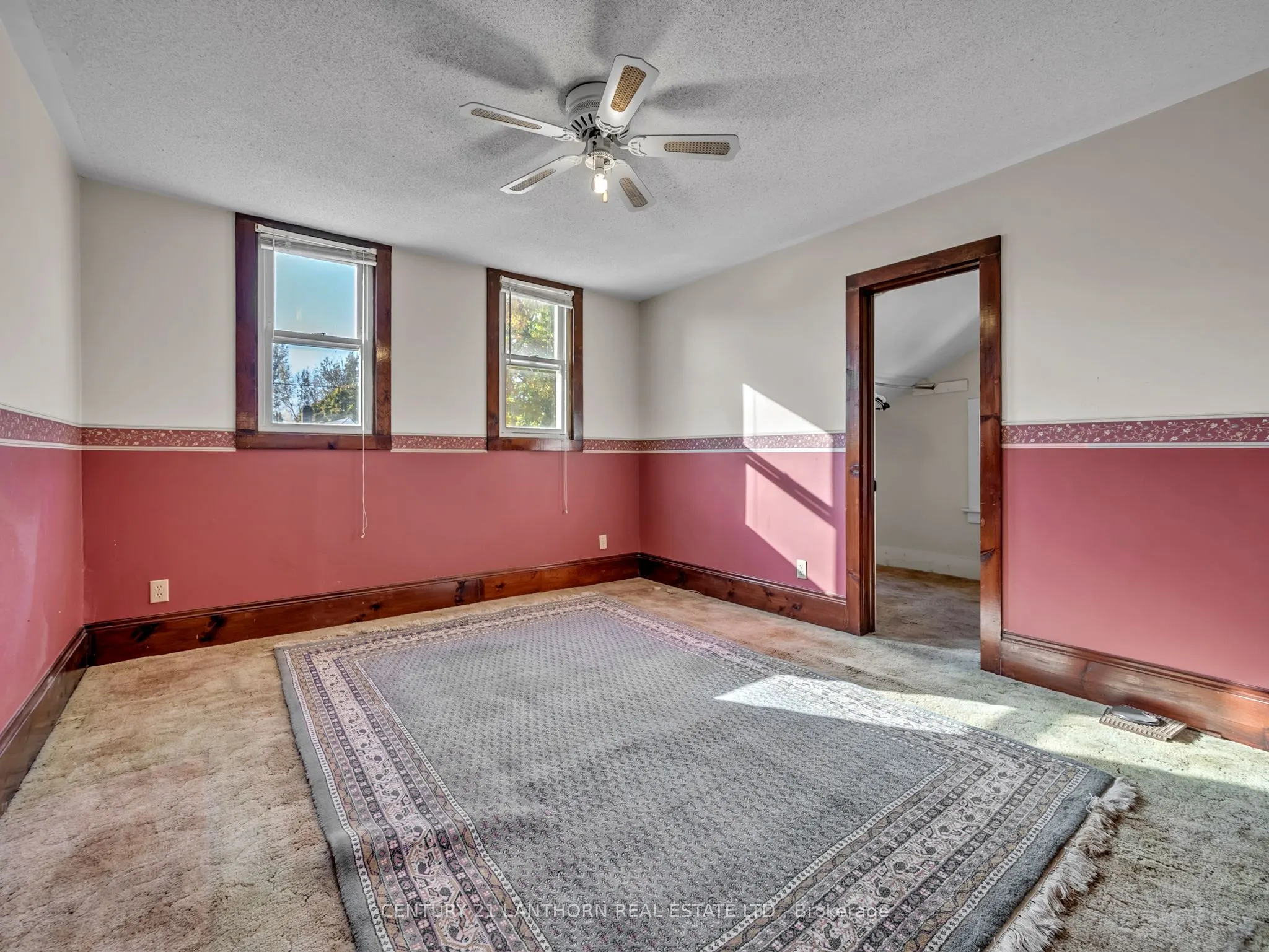 49 Consecon Street E
