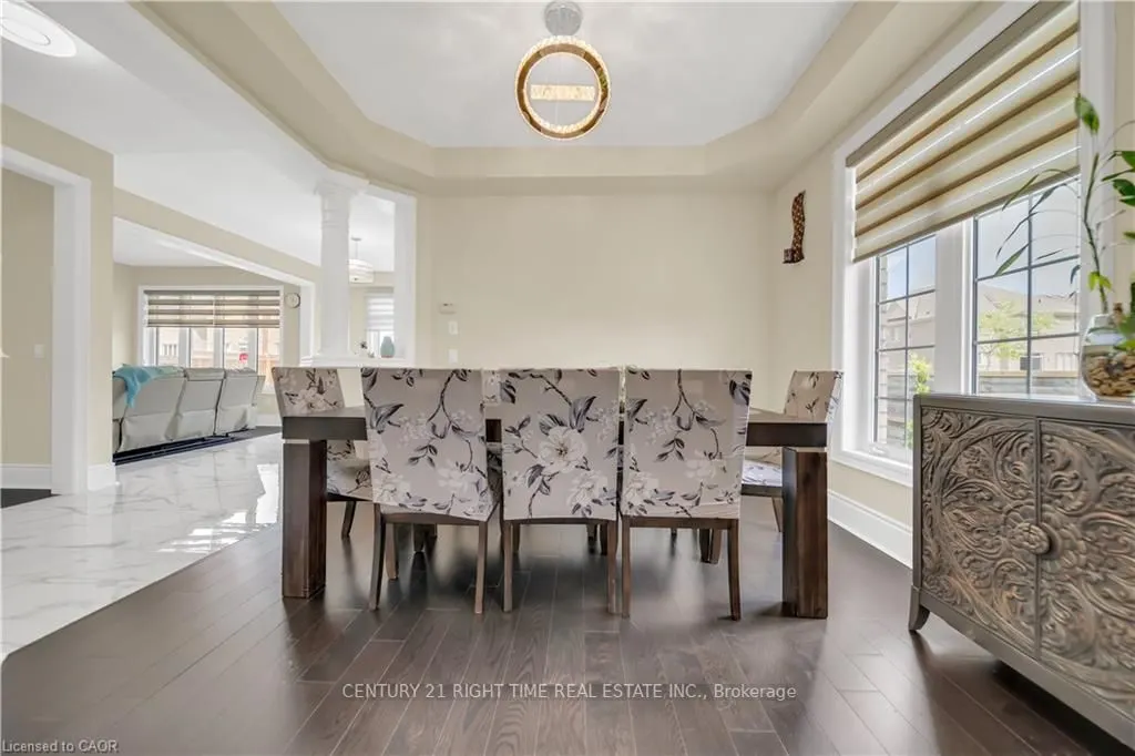 1161 Upper Thames Drive