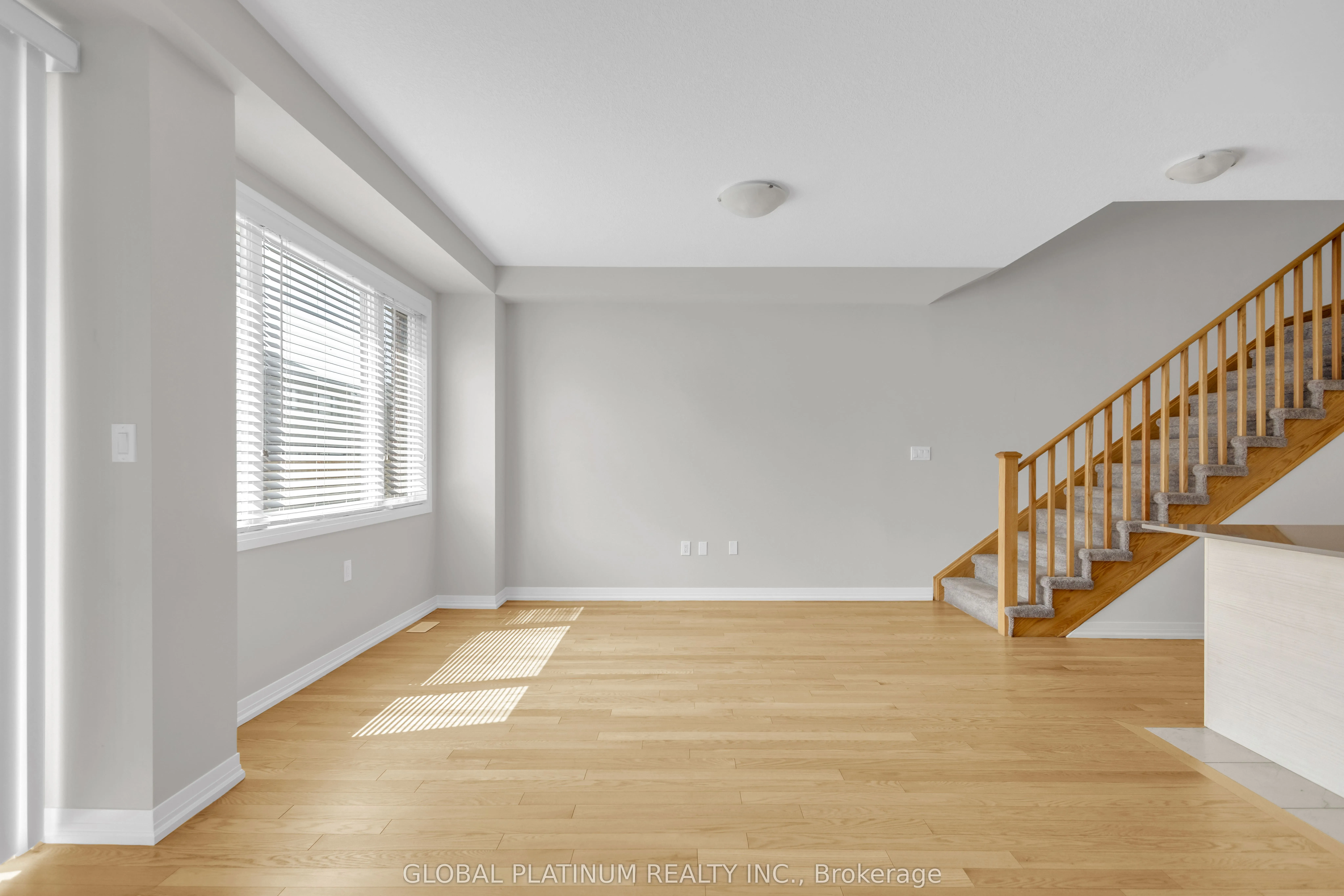 15 Blacklock Street, #17
