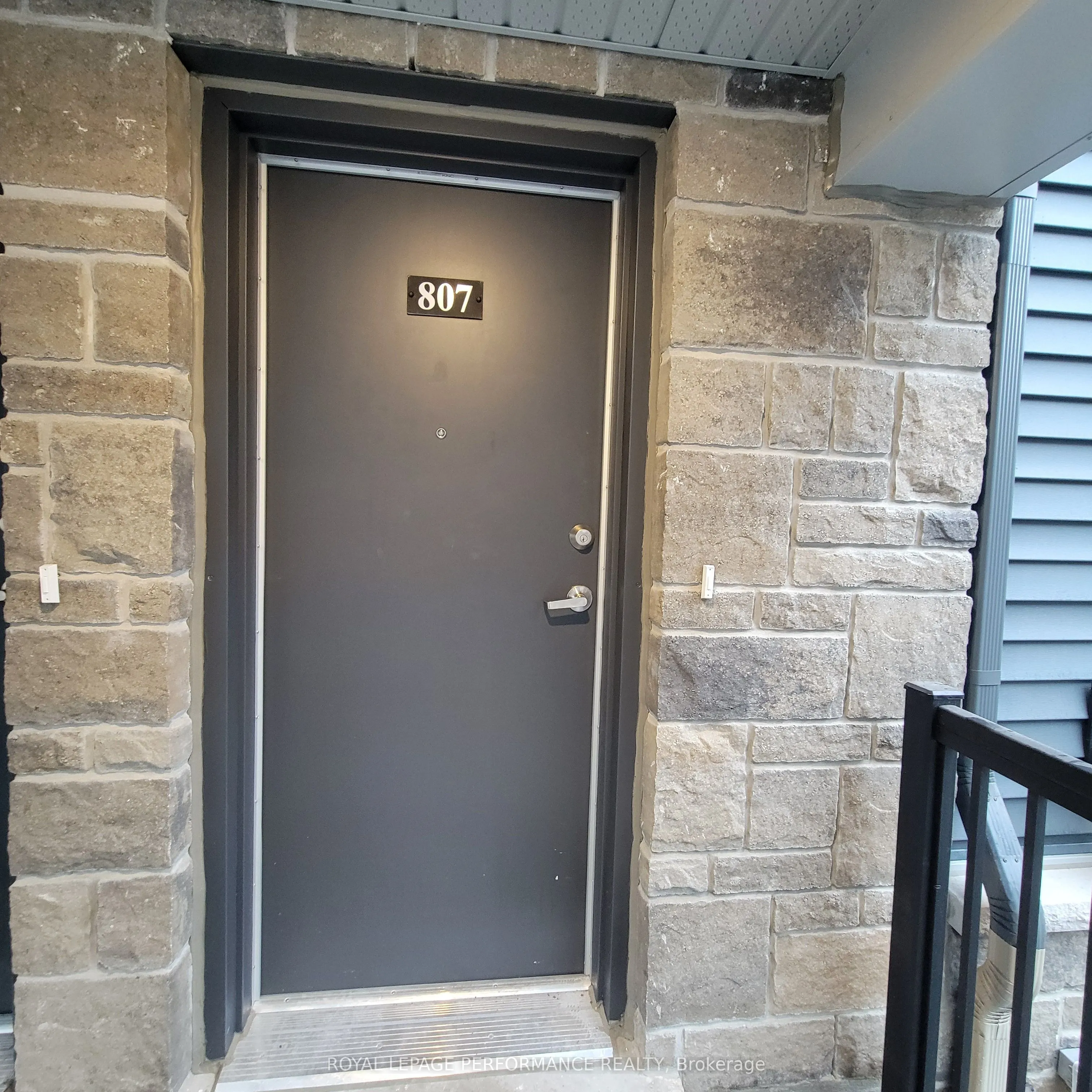 807 Arcadian Private, #807