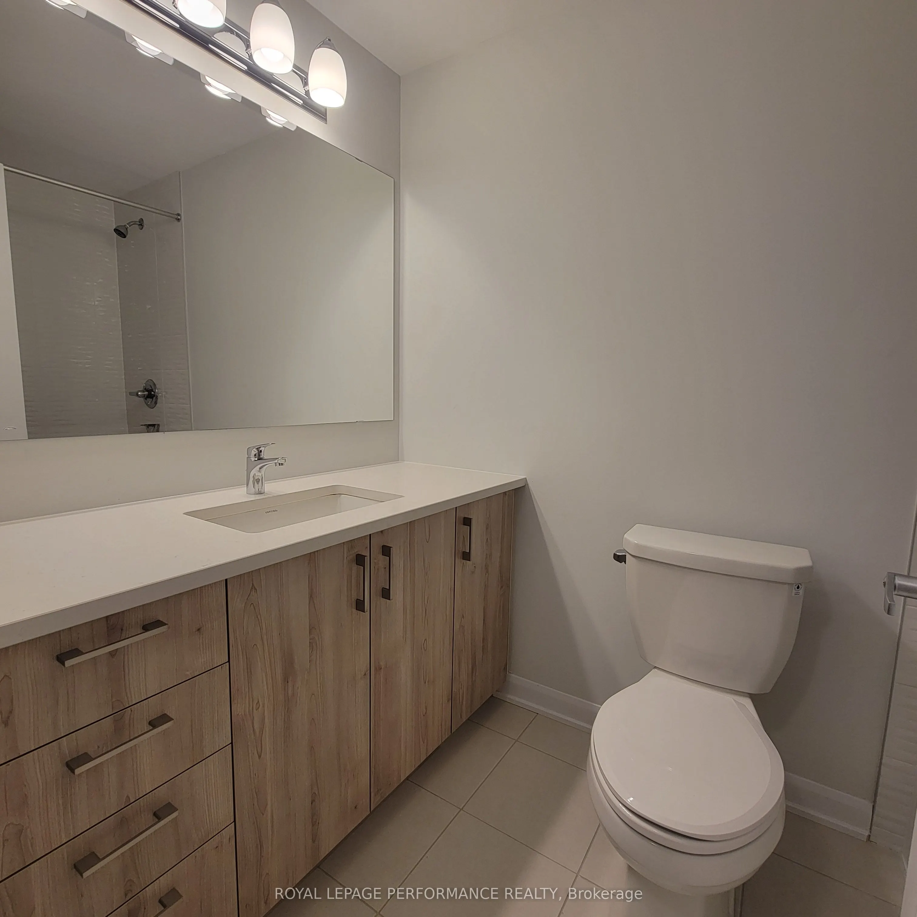807 Arcadian Private, #807