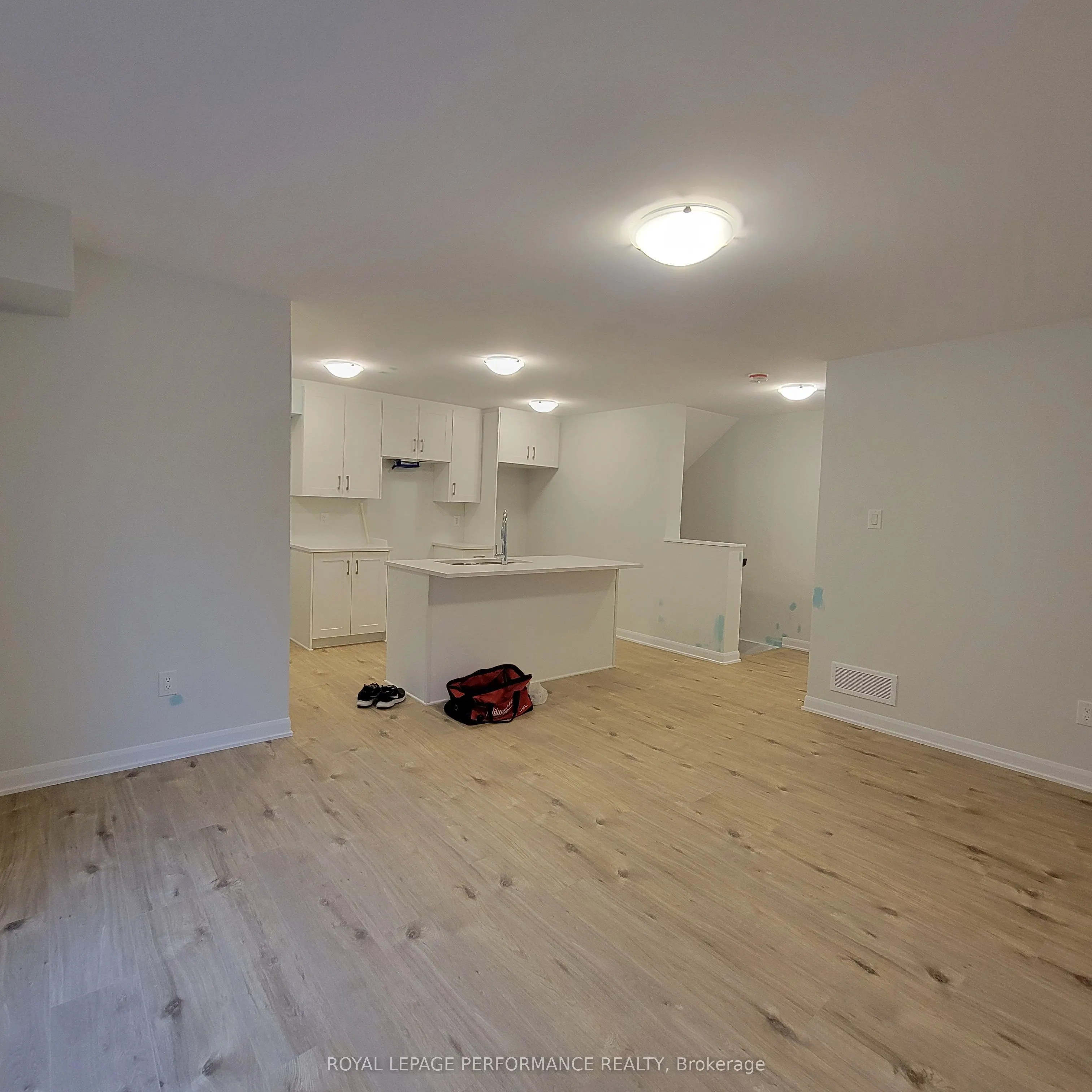 807 Arcadian Private, #807