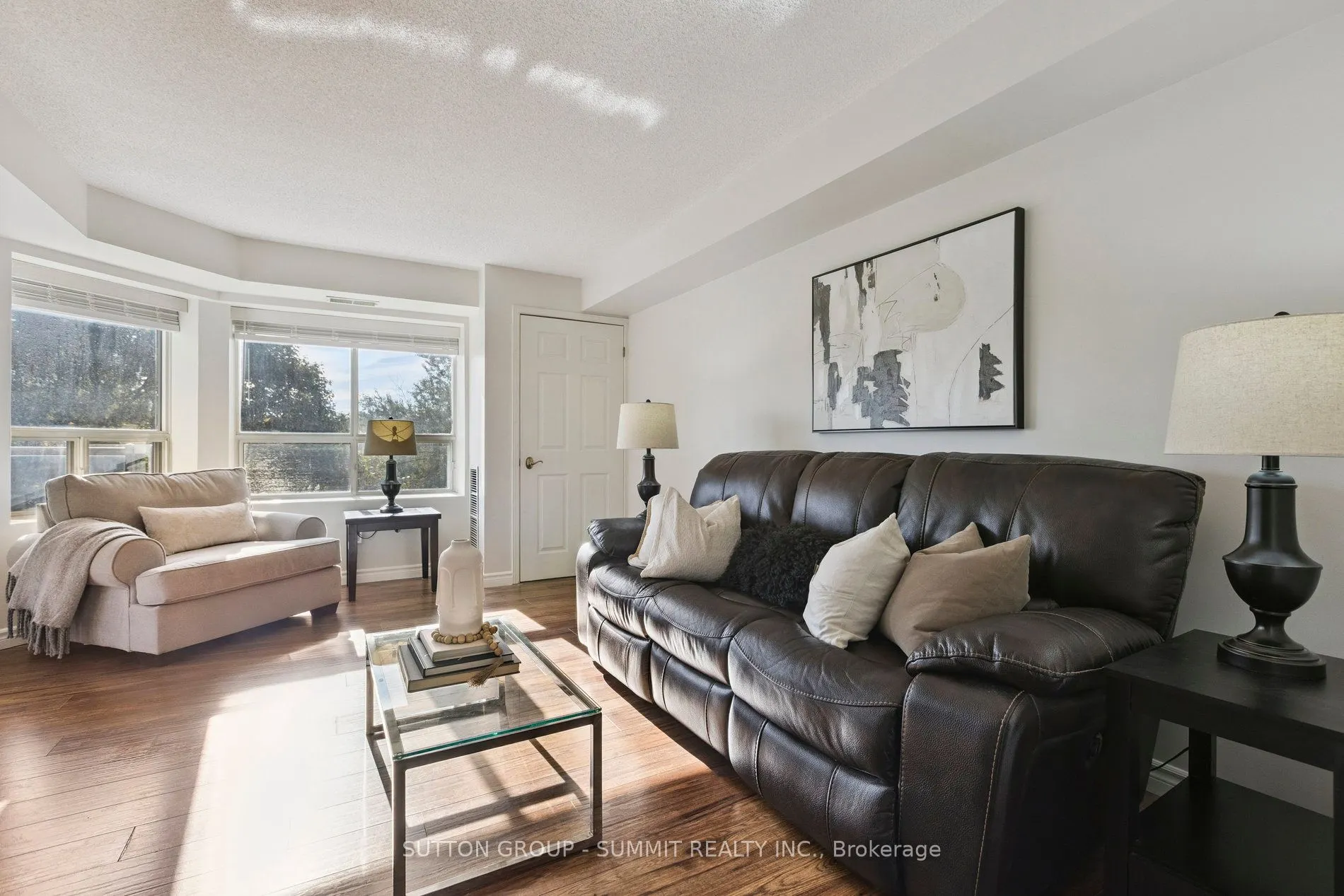 281 Bristol Street, #401