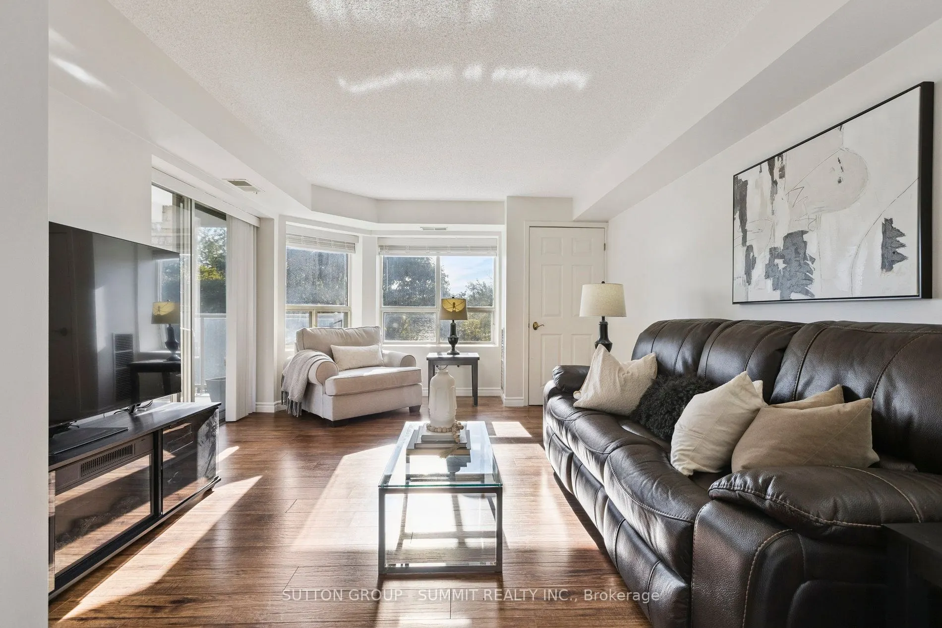281 Bristol Street, #401
