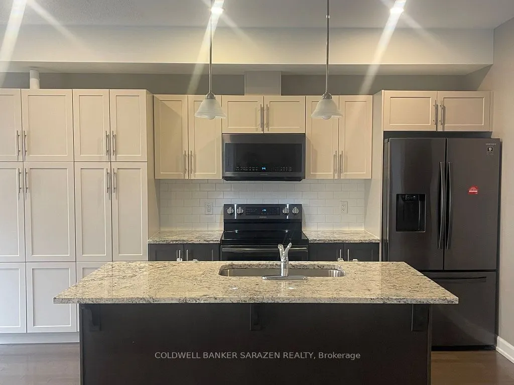 64 Vimy Ridge Crescent