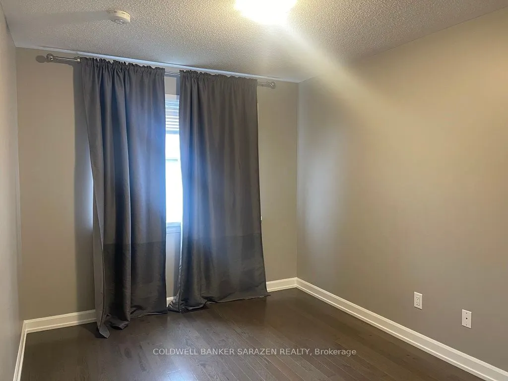 64 Vimy Ridge Crescent