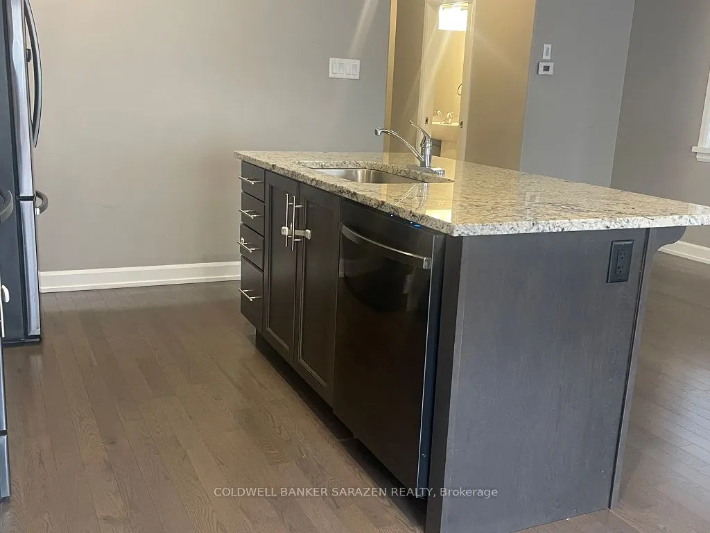 64 Vimy Ridge Crescent