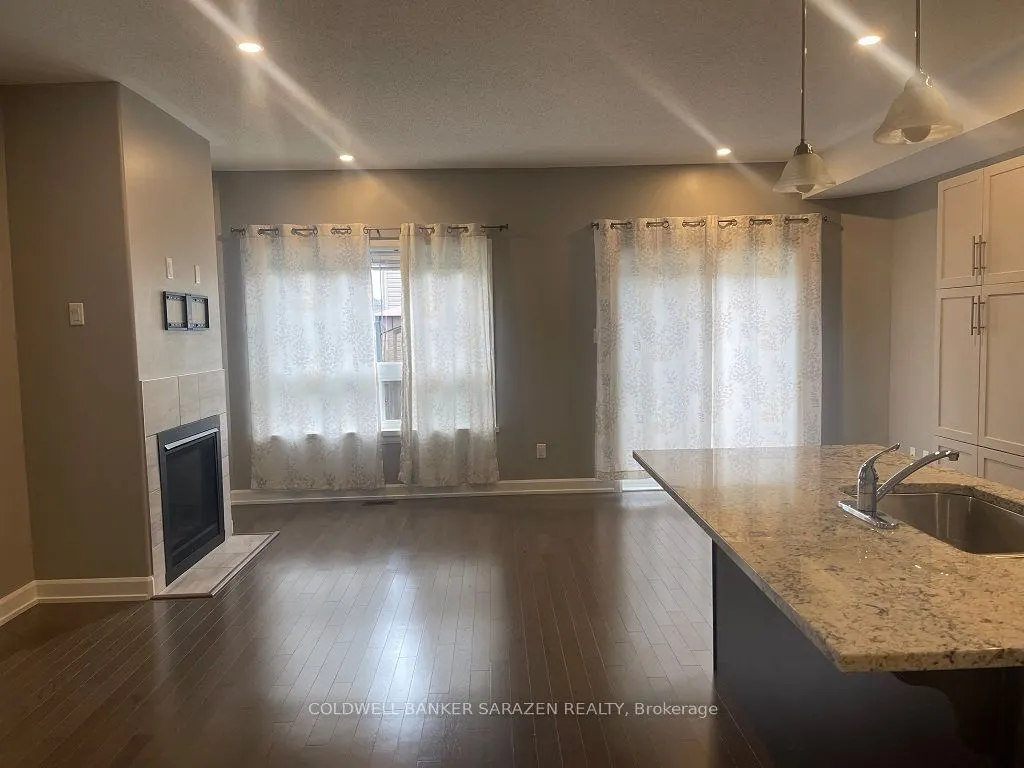 64 Vimy Ridge Crescent